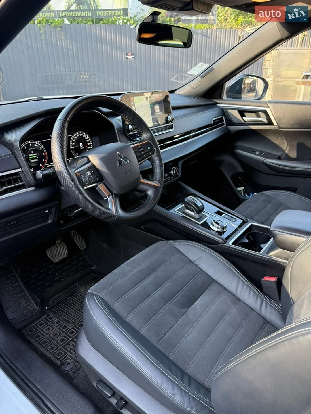 2023 Mitsubishi Outlander - мініатюра 10