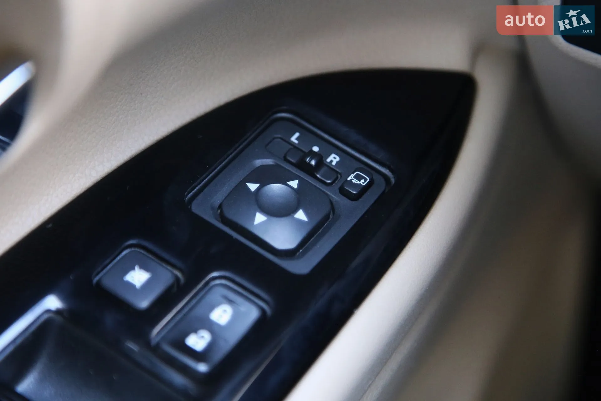 2015 Mitsubishi Outlander - мініатюра 22