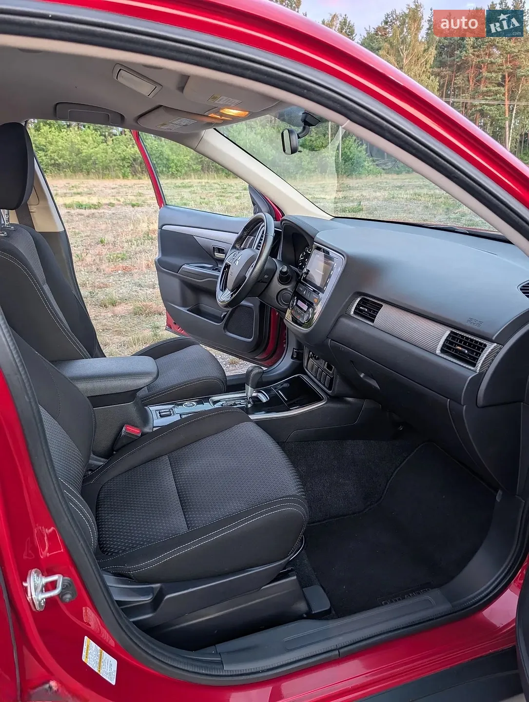 2019 Mitsubishi Outlander - мініатюра 8