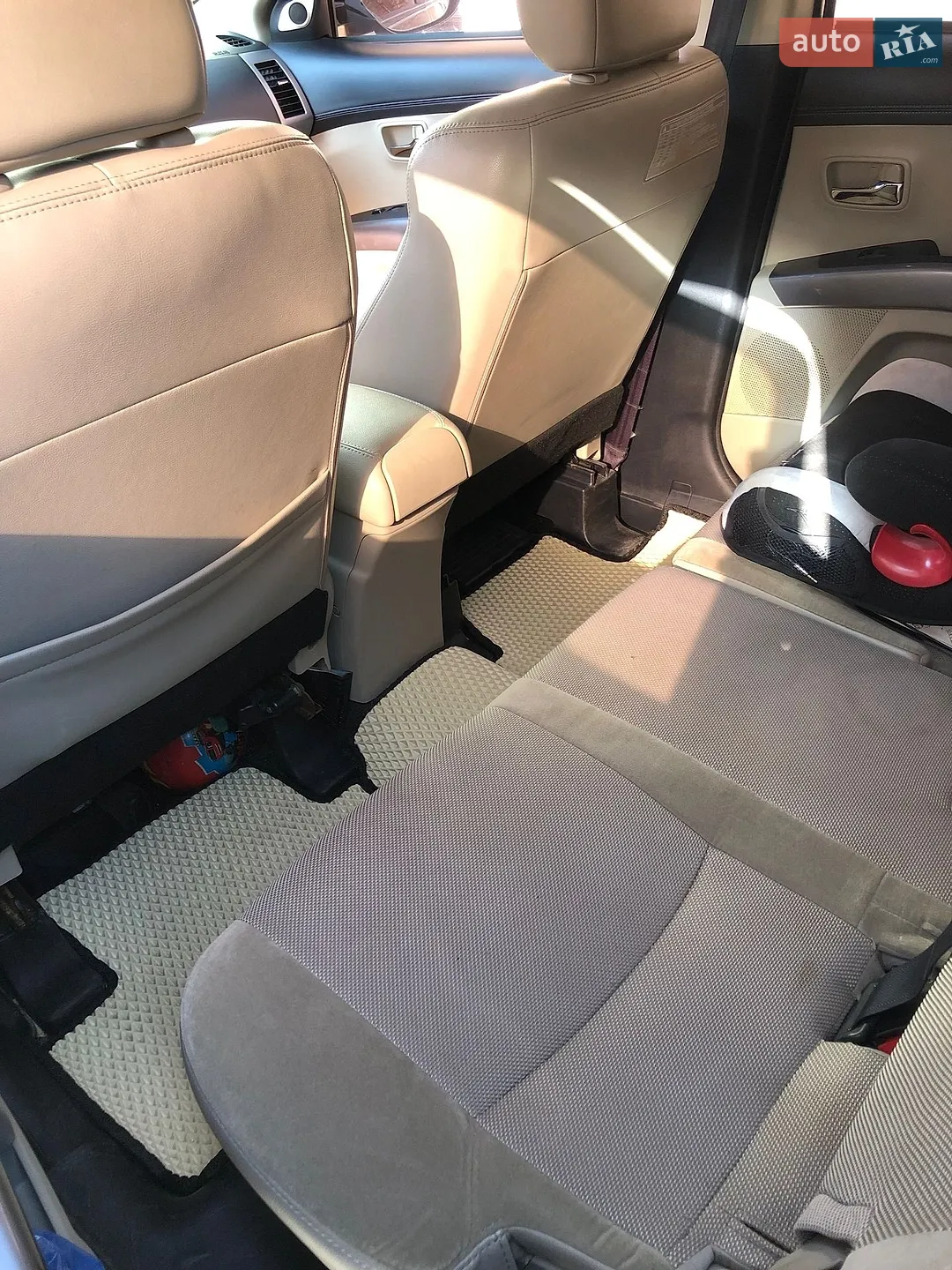 2012 Mitsubishi Outlander - мініатюра 13