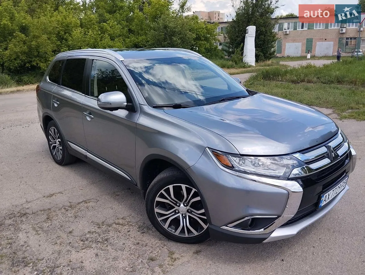 2018 Mitsubishi Outlander - мініатюра 13