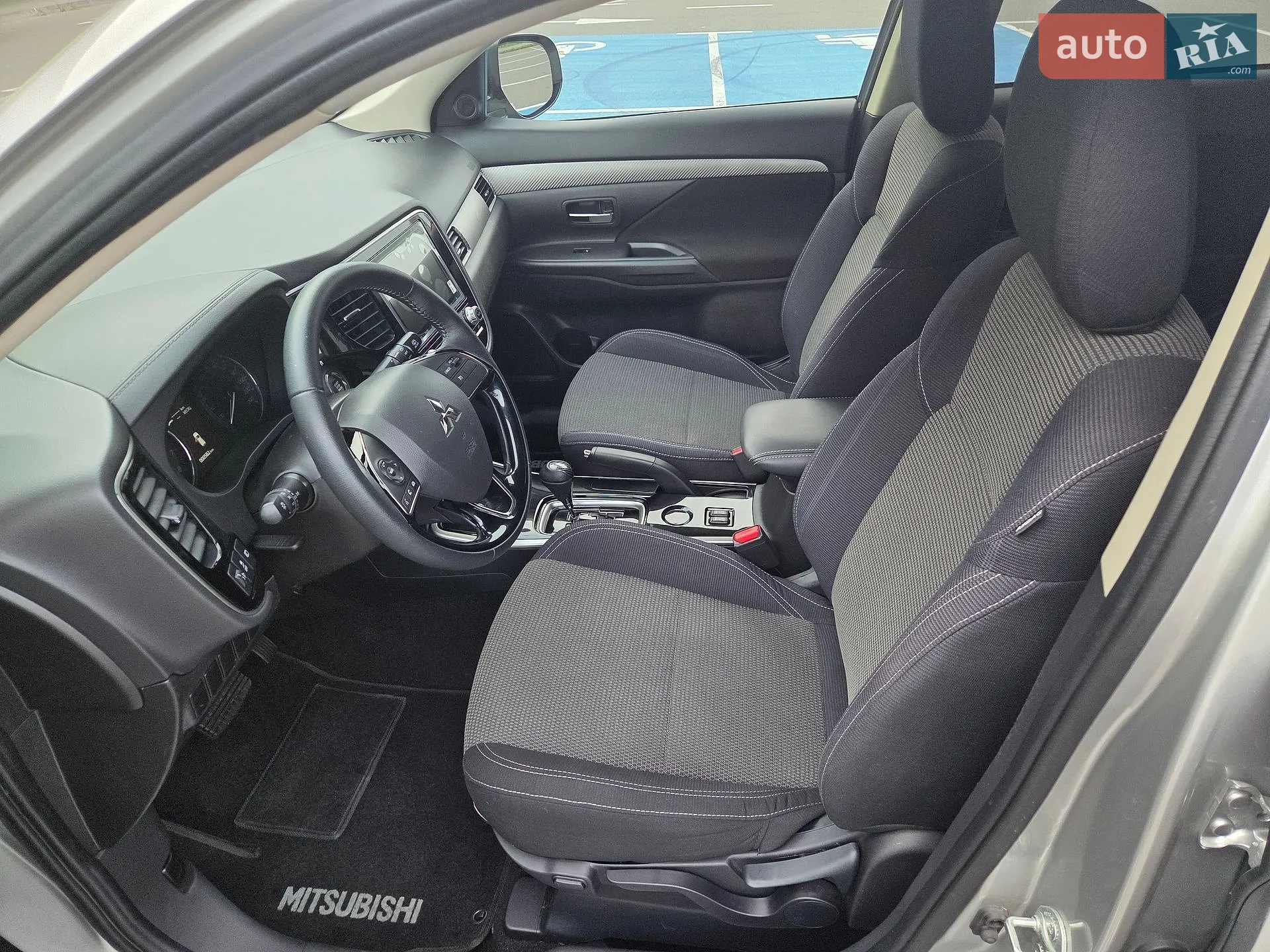 2021 Mitsubishi Outlander - мініатюра 20