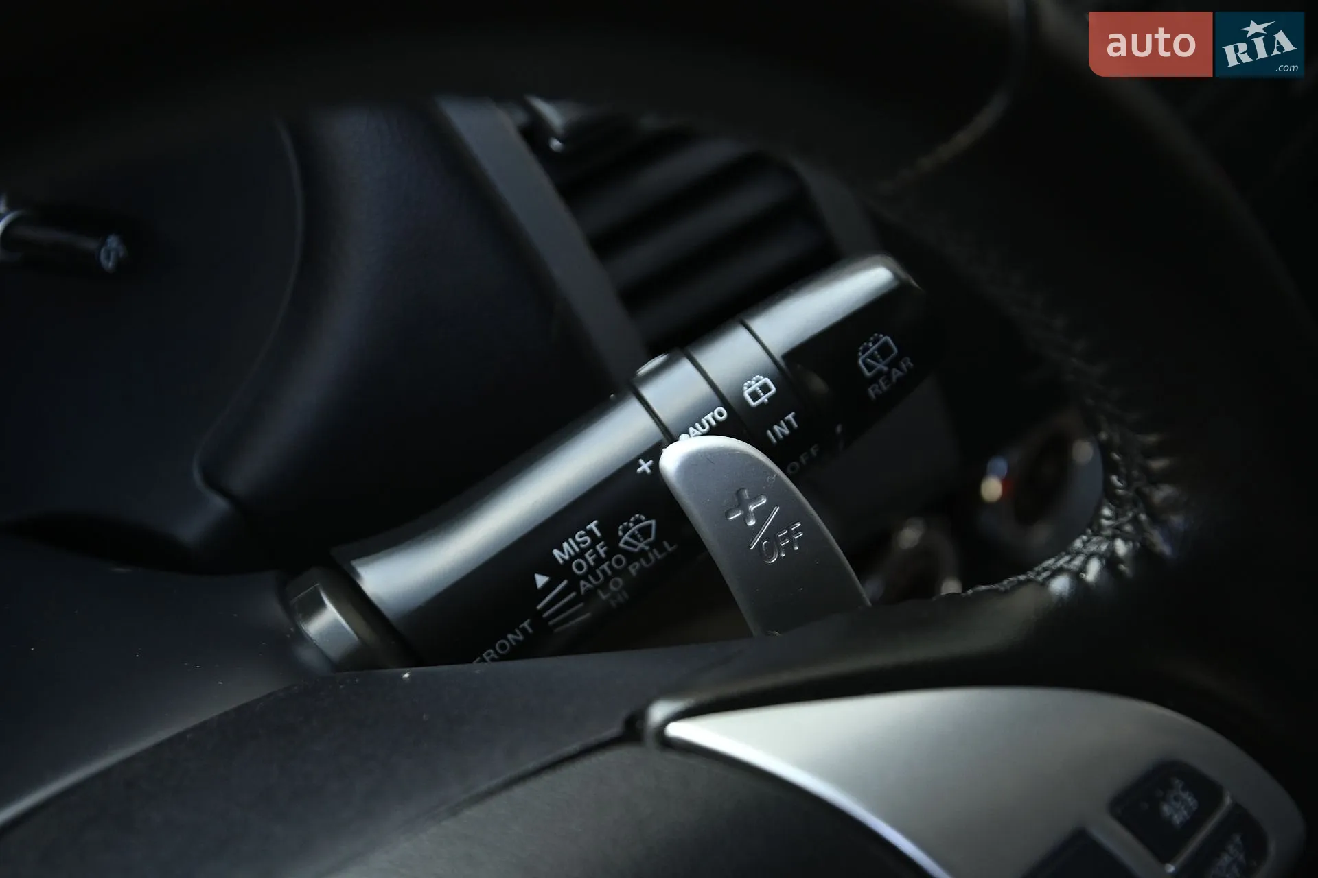 2010 Mitsubishi Outlander - мініатюра 19
