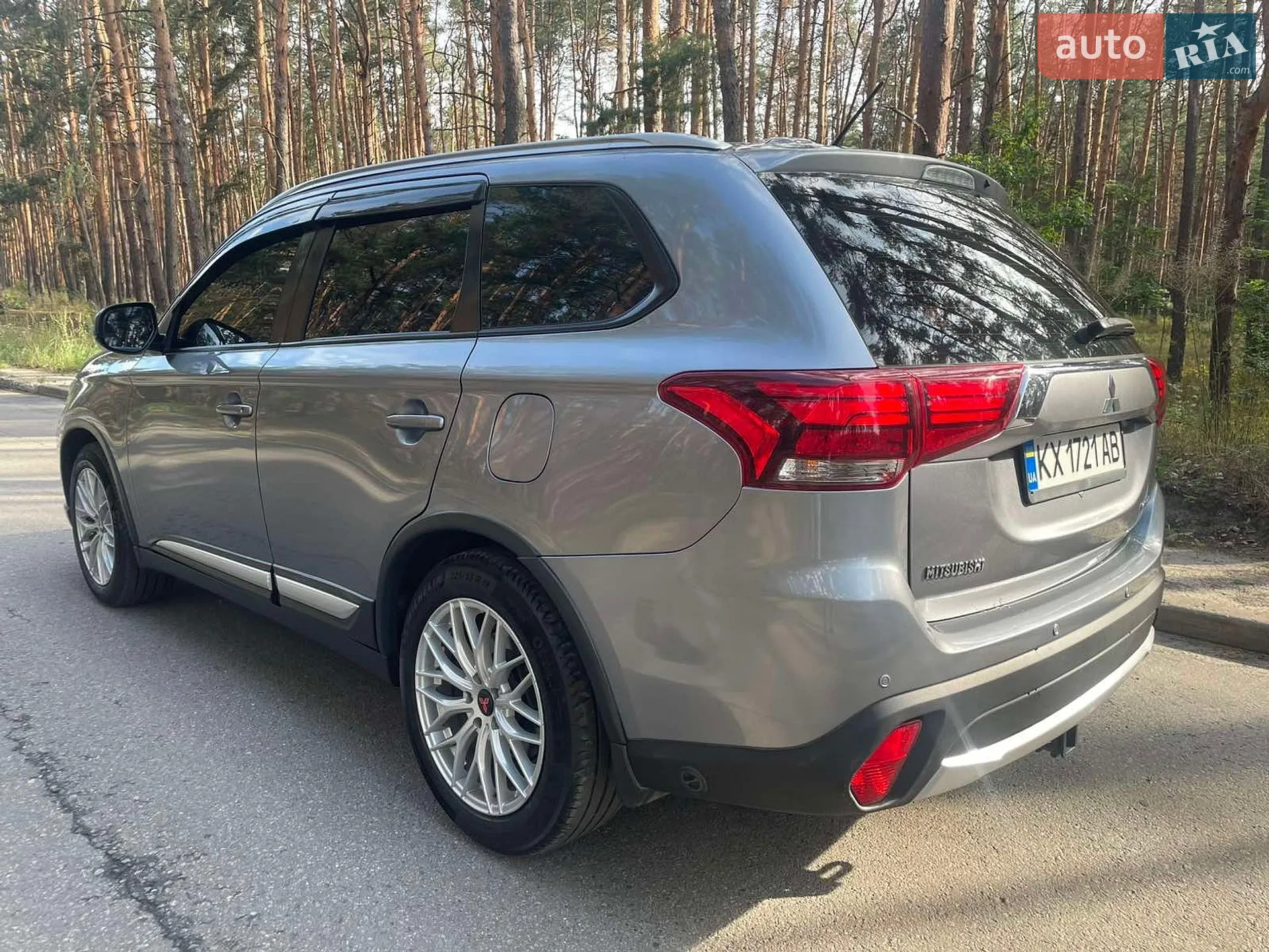 2016 Mitsubishi Outlander - мініатюра 9