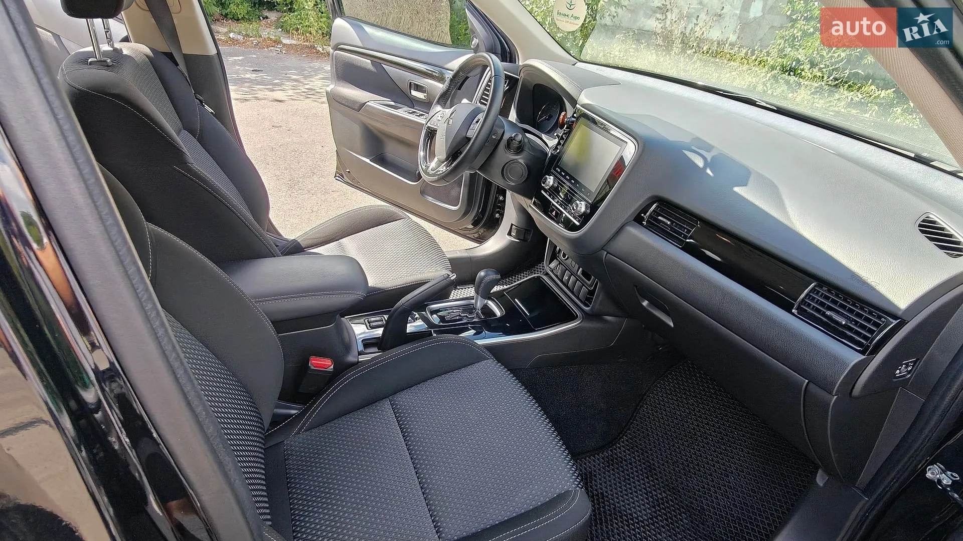 2021 Mitsubishi Outlander - мініатюра 27