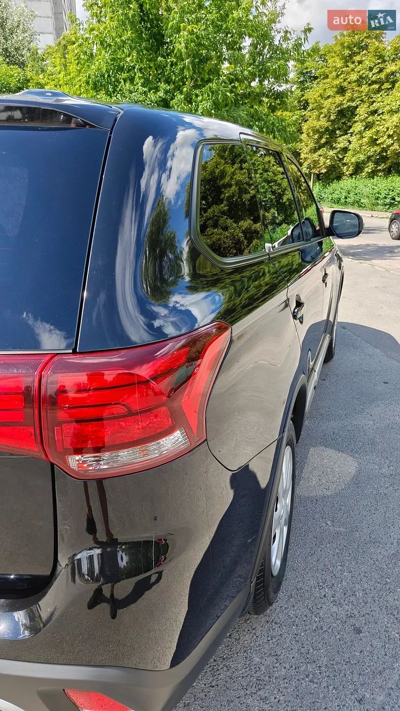 2021 Mitsubishi Outlander - мініатюра 40