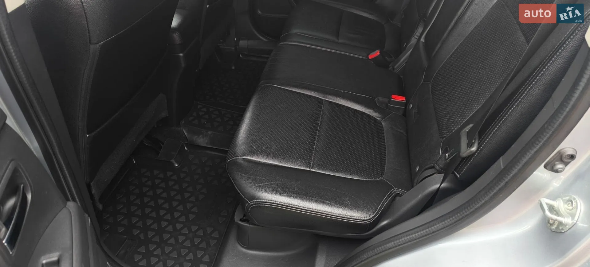 2016 Mitsubishi Outlander - мініатюра 35