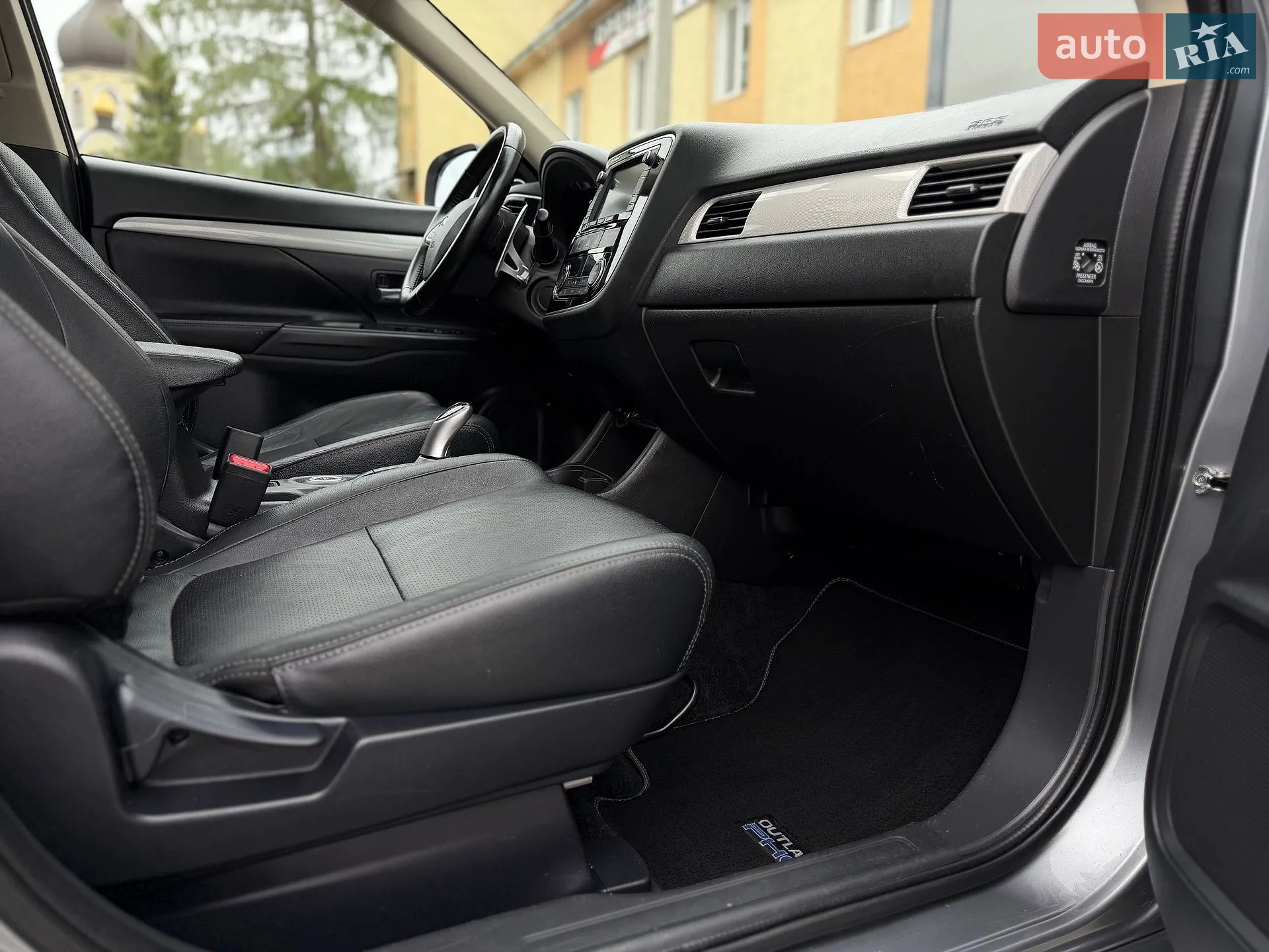 2013 Mitsubishi Outlander - мініатюра 30