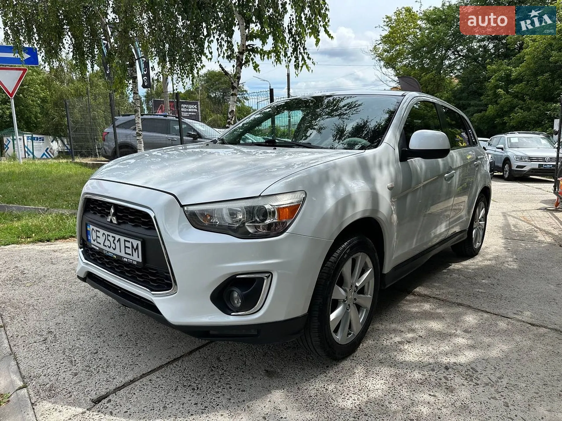 2014 Mitsubishi Outlander - мініатюра 3