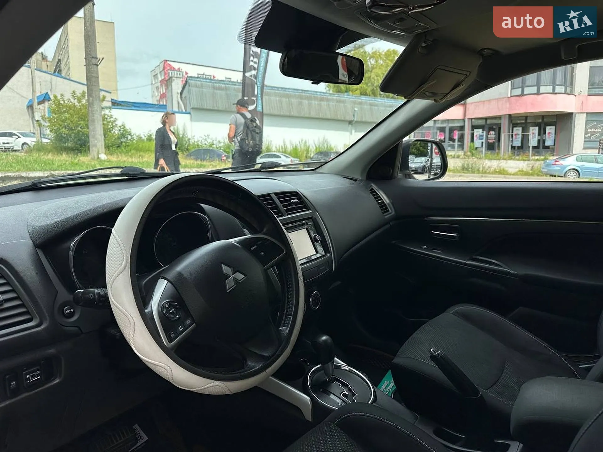 2014 Mitsubishi Outlander - мініатюра 8