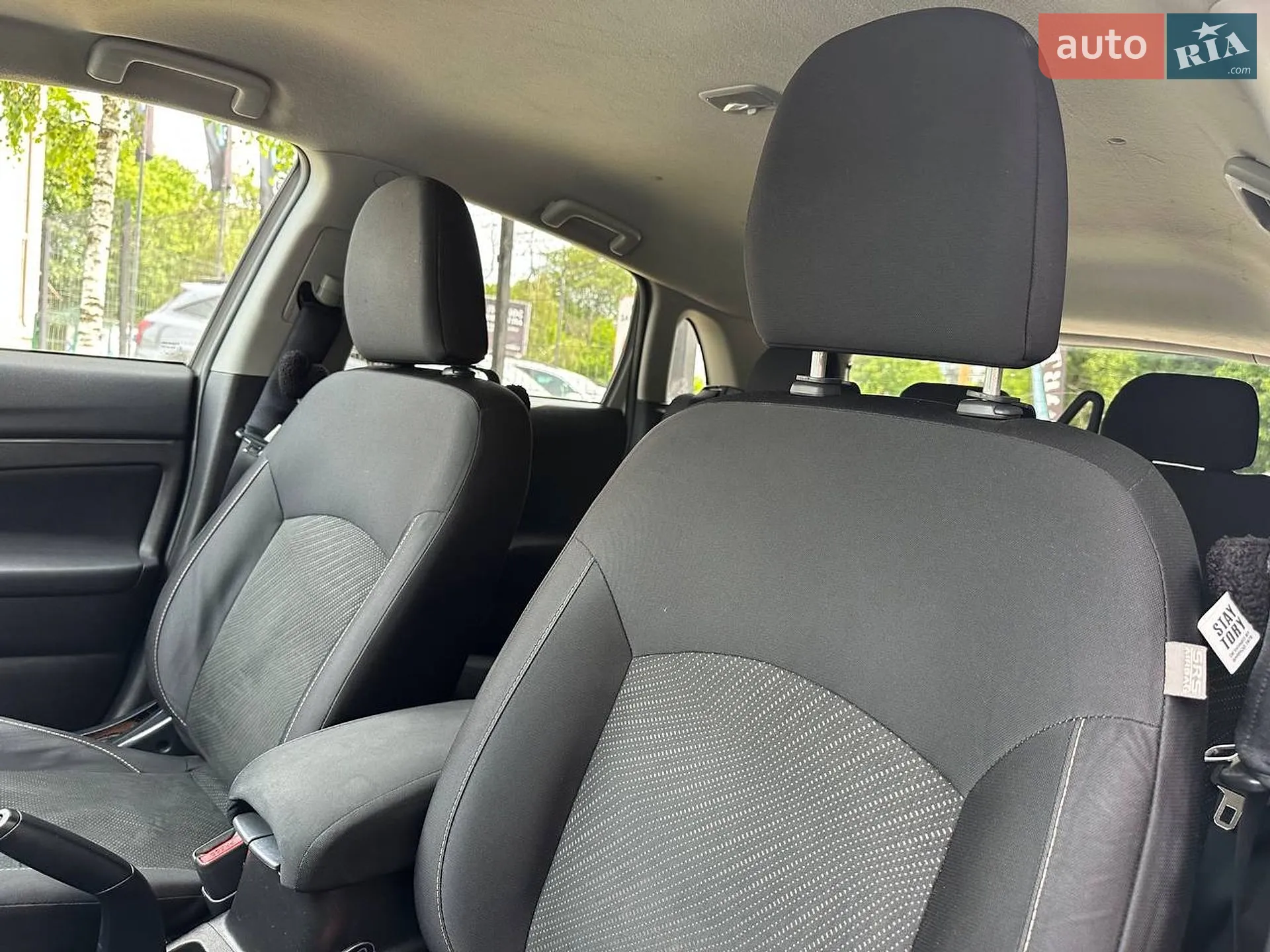 2014 Mitsubishi Outlander - мініатюра 9