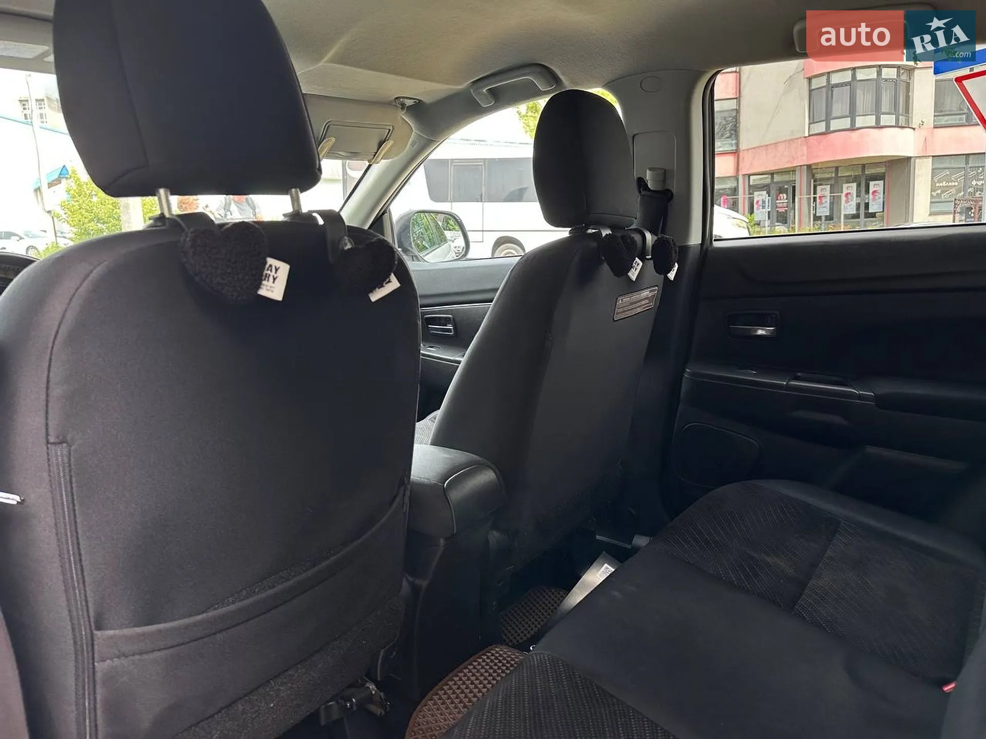 2014 Mitsubishi Outlander - мініатюра 14