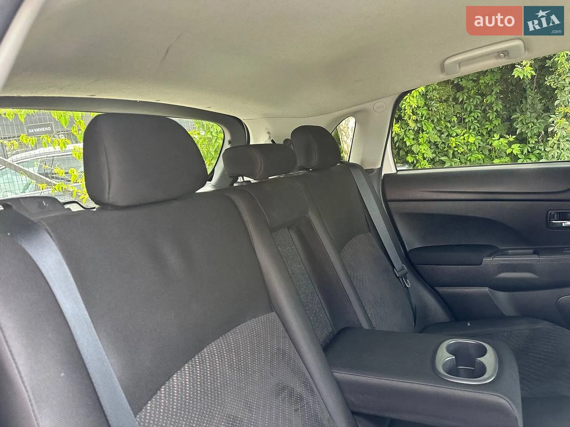 2014 Mitsubishi Outlander - мініатюра 18