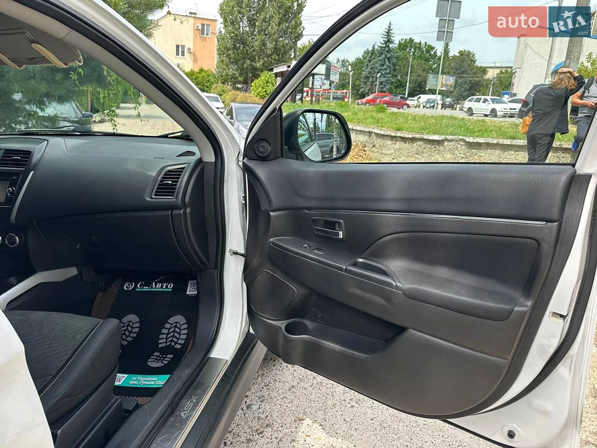 2014 Mitsubishi Outlander - мініатюра 19