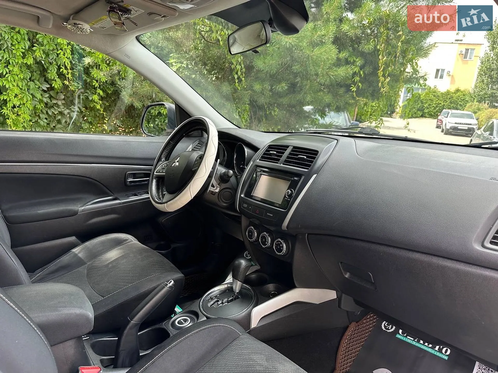2014 Mitsubishi Outlander - мініатюра 20