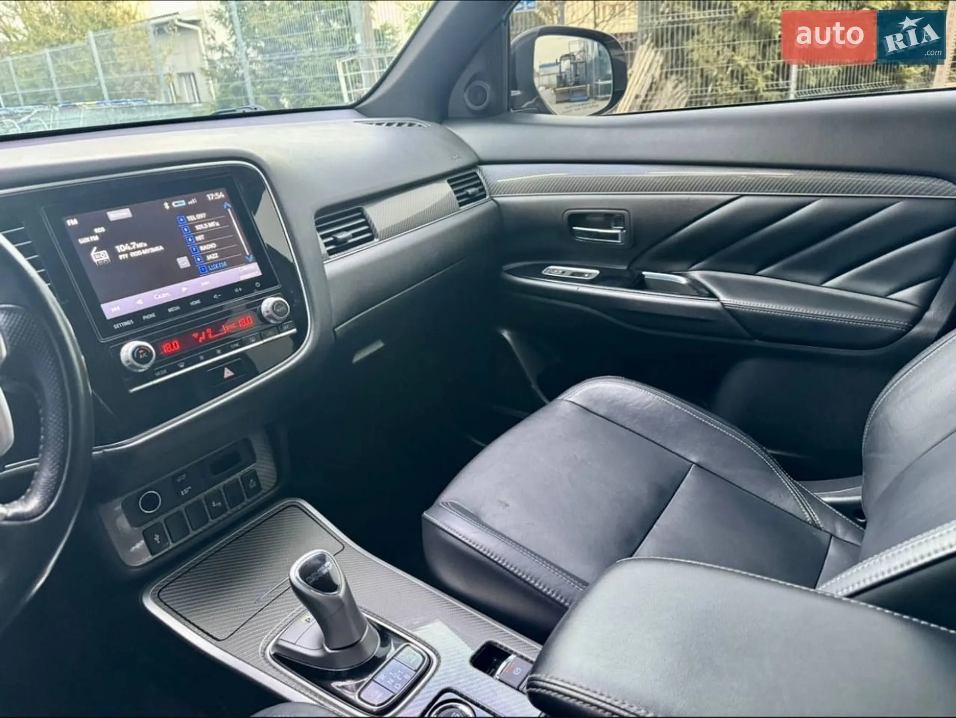 2020 Mitsubishi Outlander - мініатюра 46