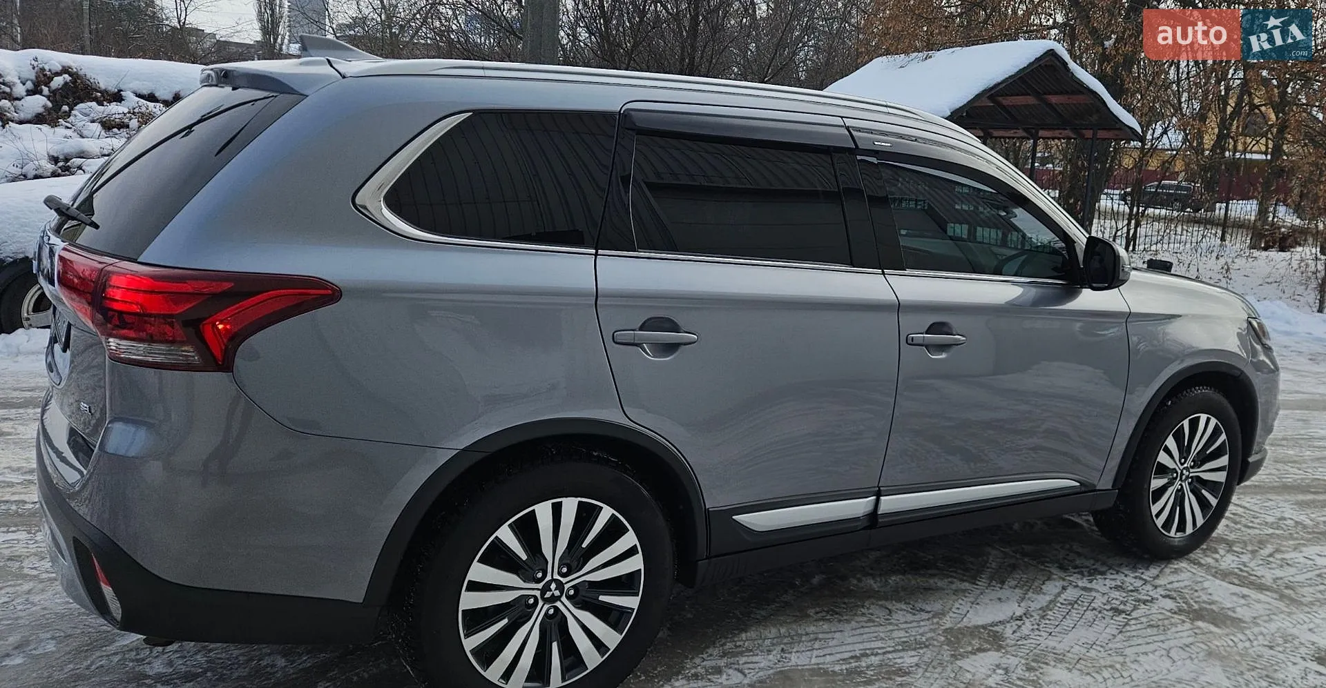 2019 Mitsubishi Outlander - мініатюра 6
