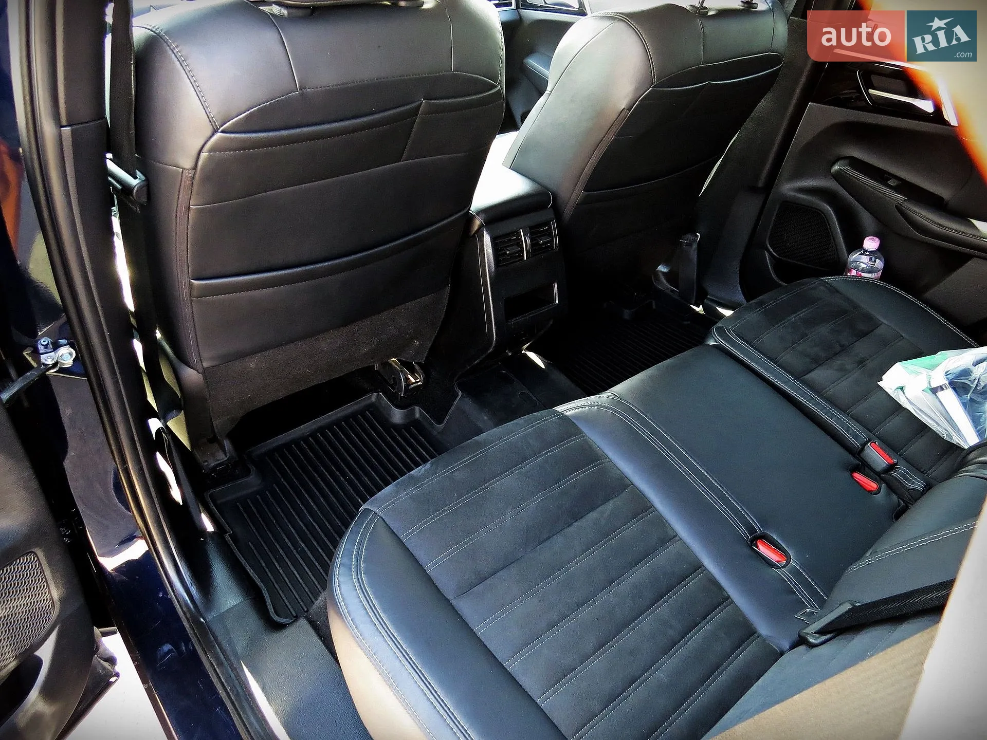 2021 Mitsubishi Outlander - мініатюра 16
