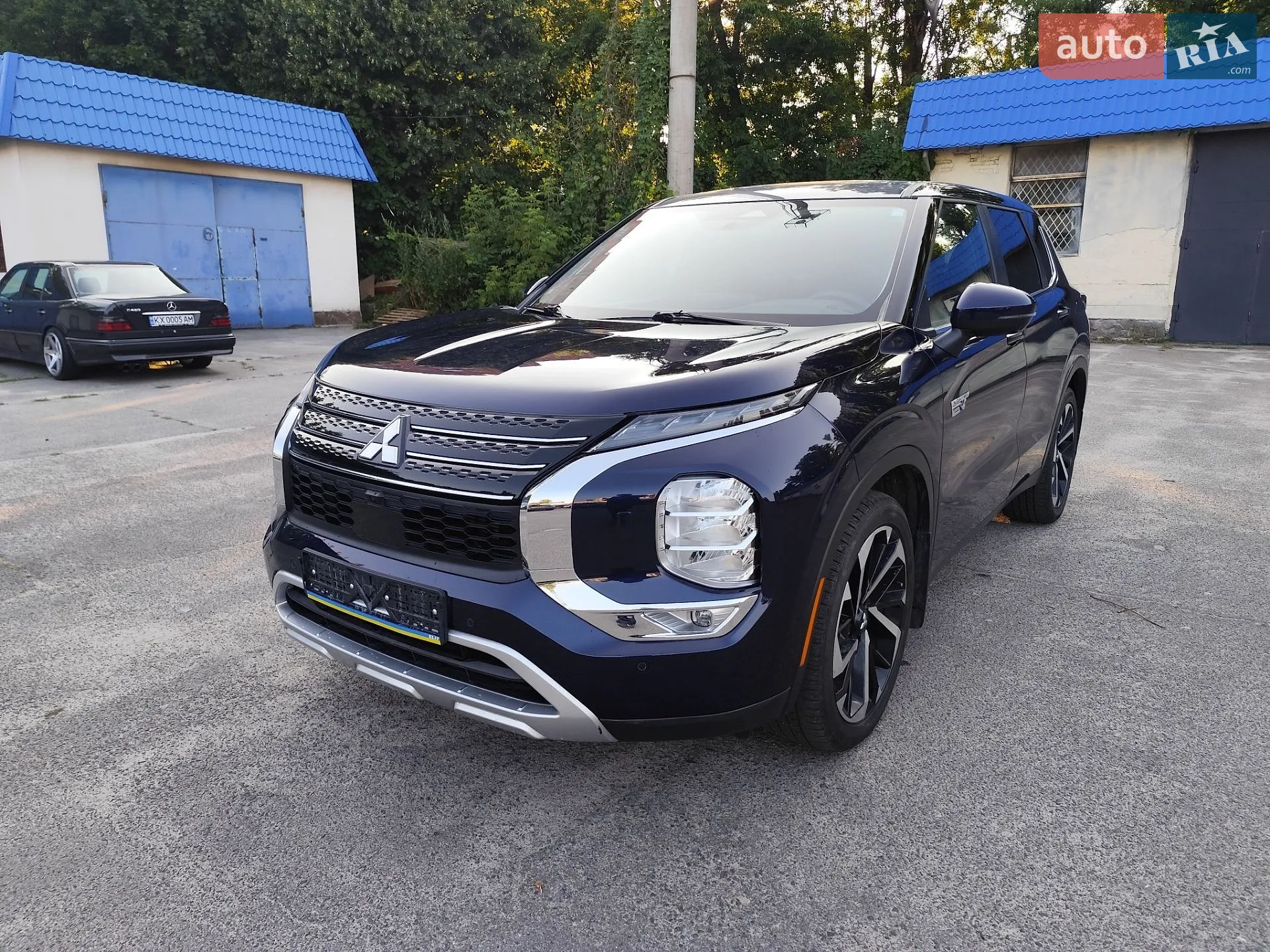 2025 Mitsubishi Outlander - мініатюра 2