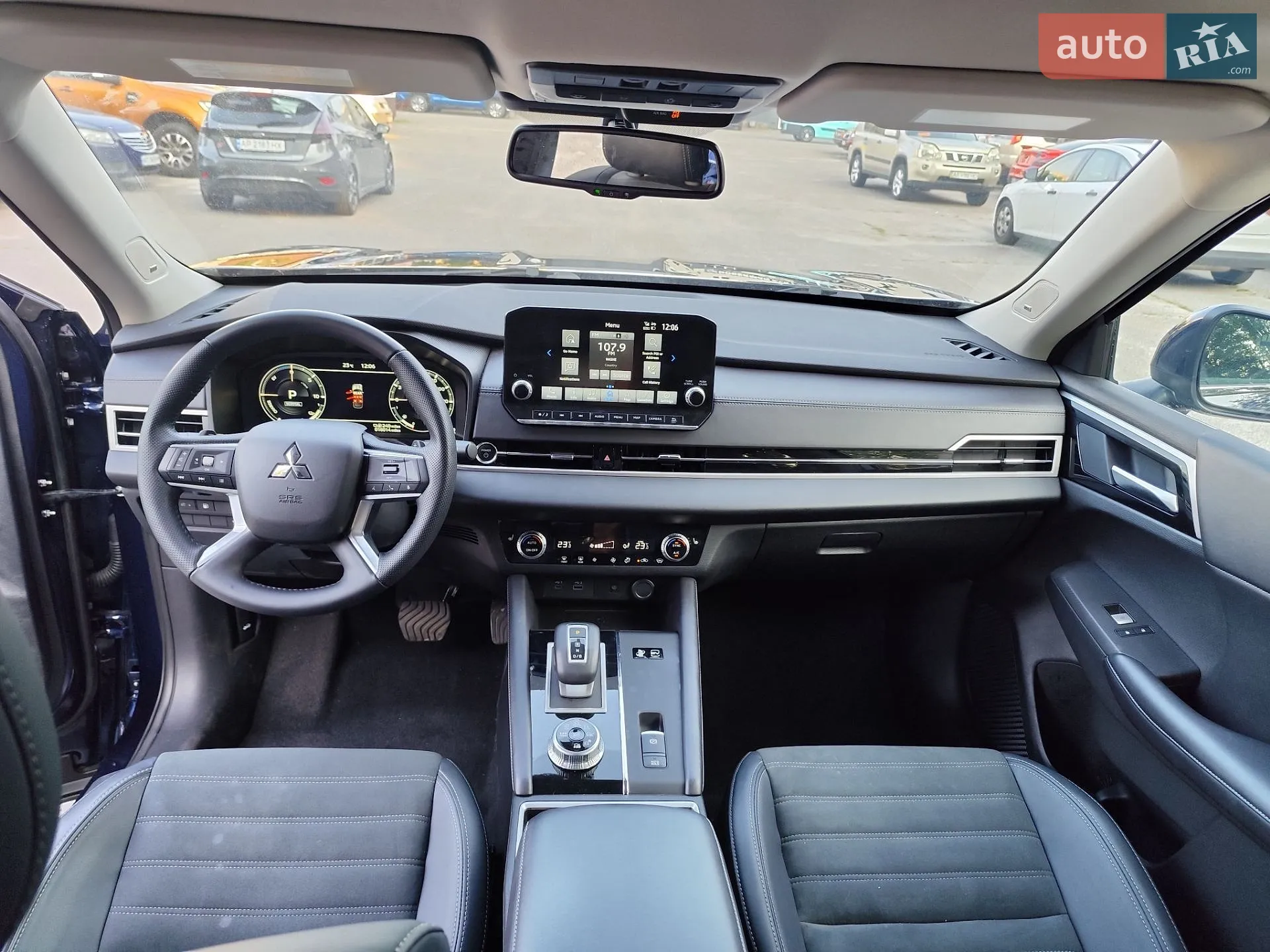 2025 Mitsubishi Outlander - мініатюра 18