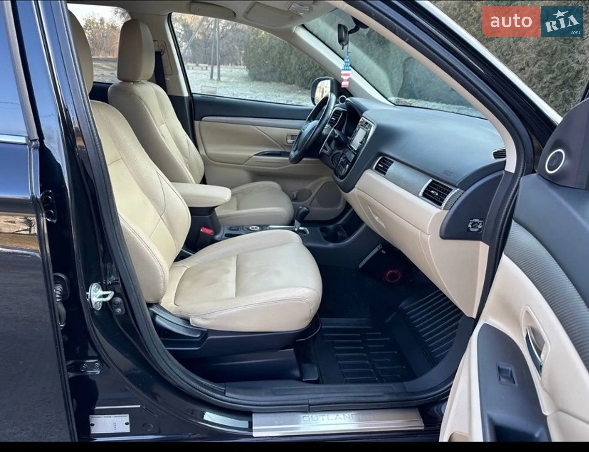 2013 Mitsubishi Outlander - мініатюра 6