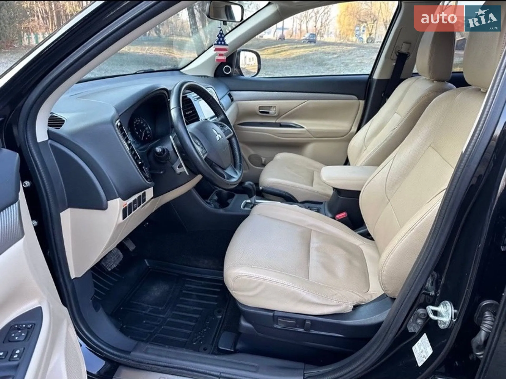 2013 Mitsubishi Outlander - мініатюра 9