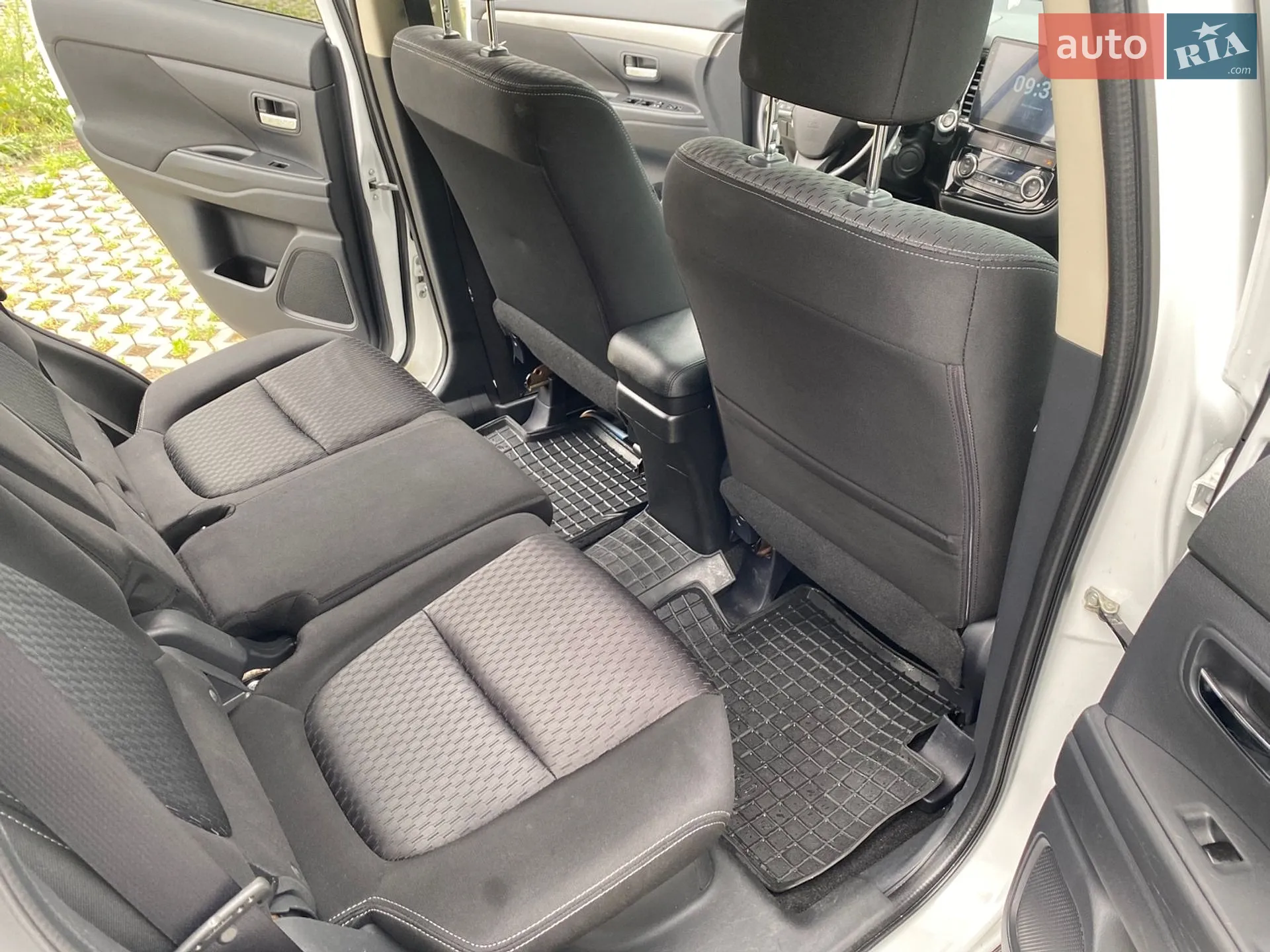 2014 Mitsubishi Outlander - мініатюра 25