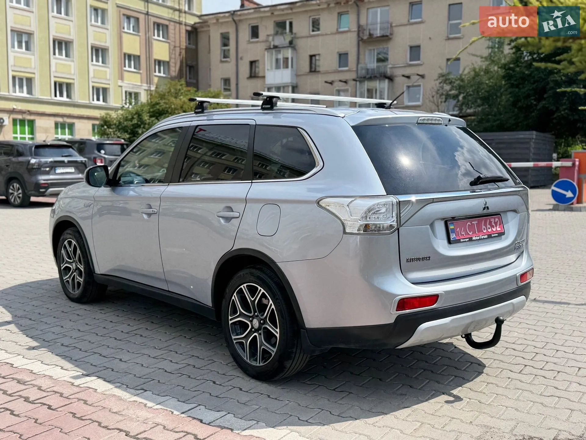 2015 Mitsubishi Outlander - мініатюра 10