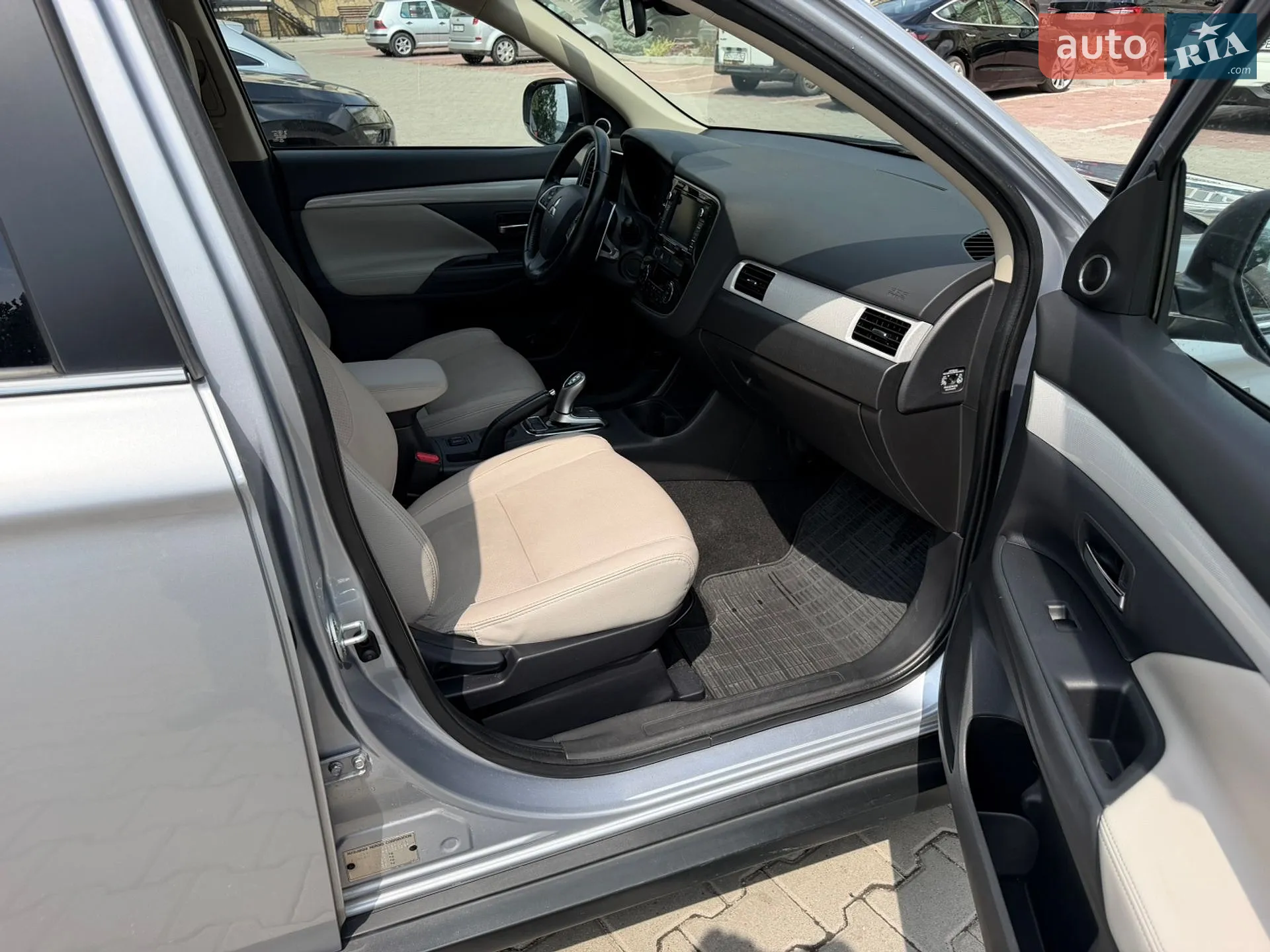 2015 Mitsubishi Outlander - мініатюра 41