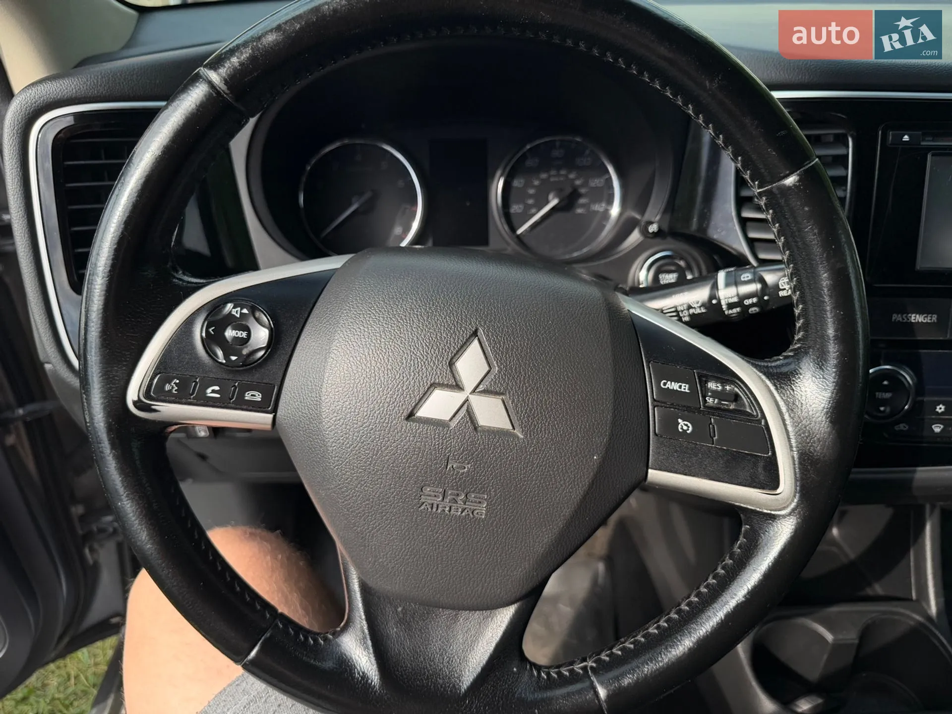 2013 Mitsubishi Outlander - мініатюра 17
