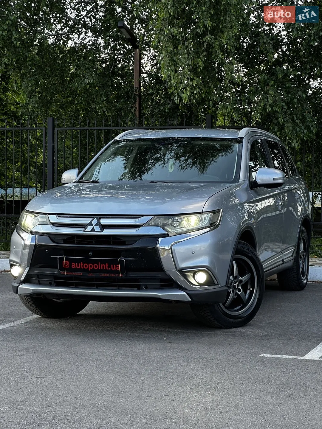 2017 Mitsubishi Outlander - мініатюра 5