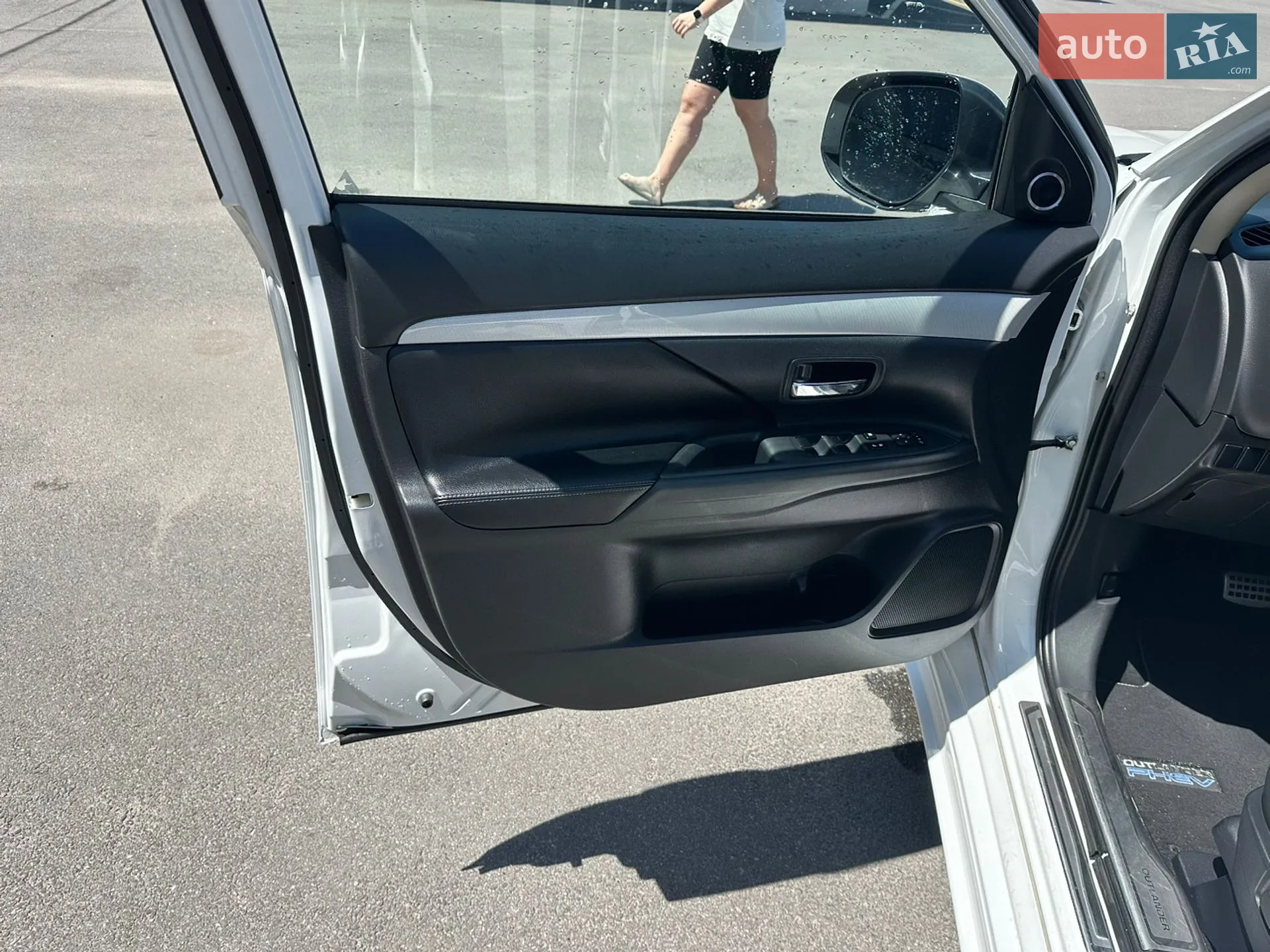 2014 Mitsubishi Outlander - мініатюра 20