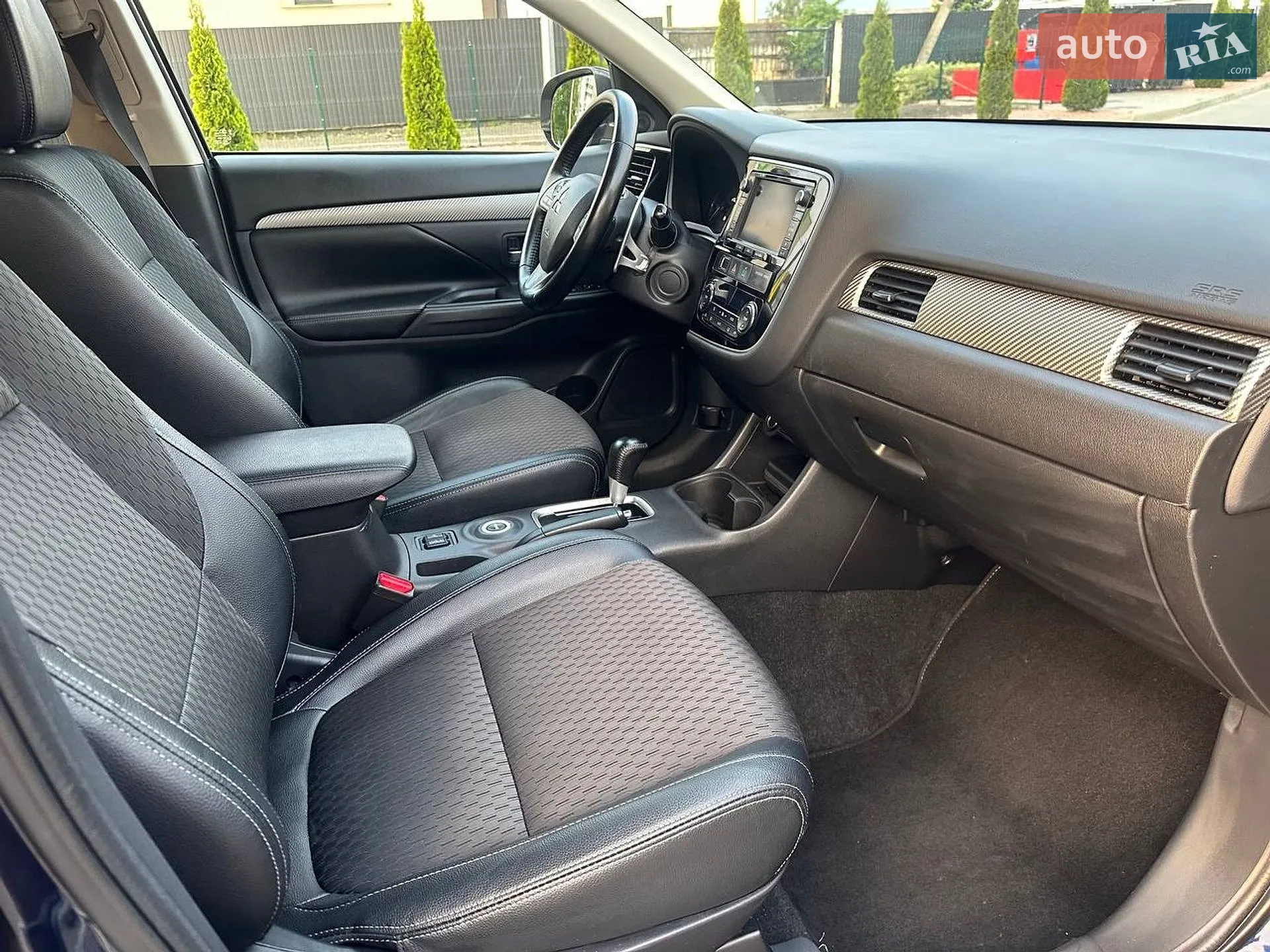 2015 Mitsubishi Outlander - мініатюра 12