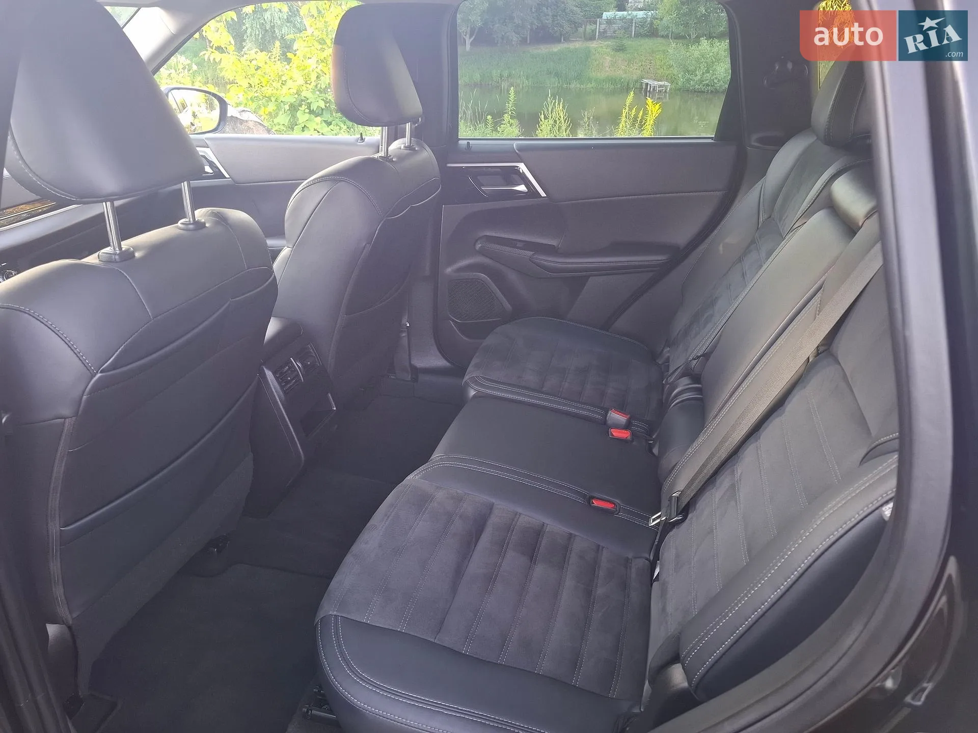 2023 Mitsubishi Outlander - мініатюра 20