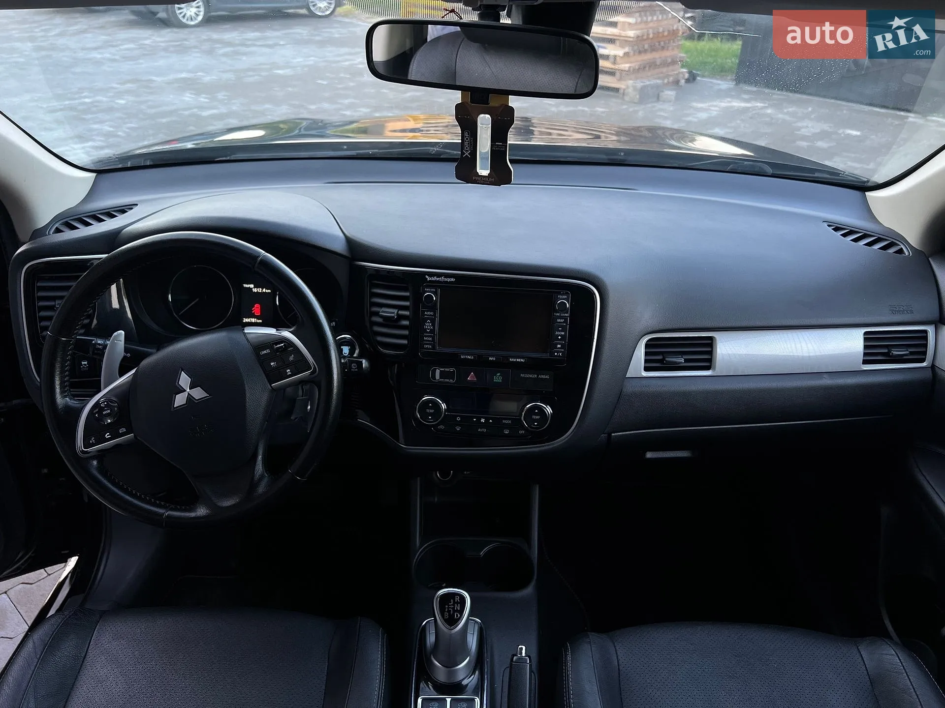2014 Mitsubishi Outlander - мініатюра 15