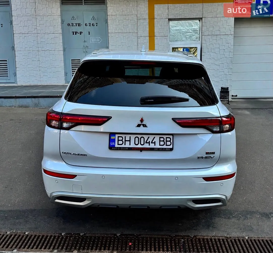 2024 Mitsubishi Outlander - мініатюра 10