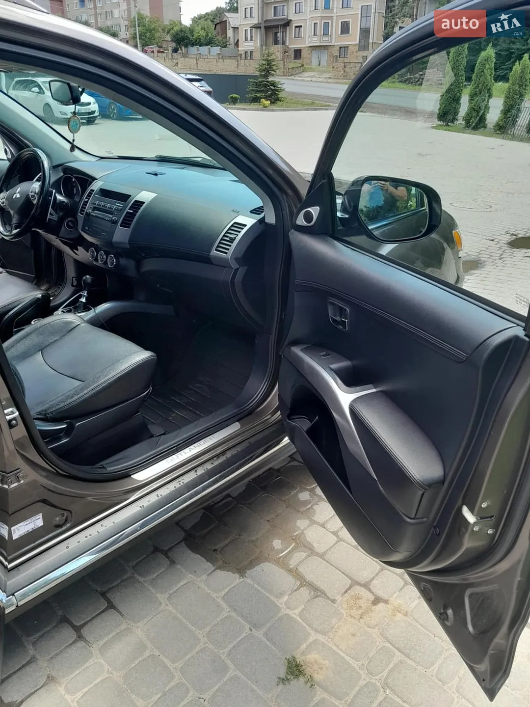 2011 Mitsubishi Outlander - мініатюра 9