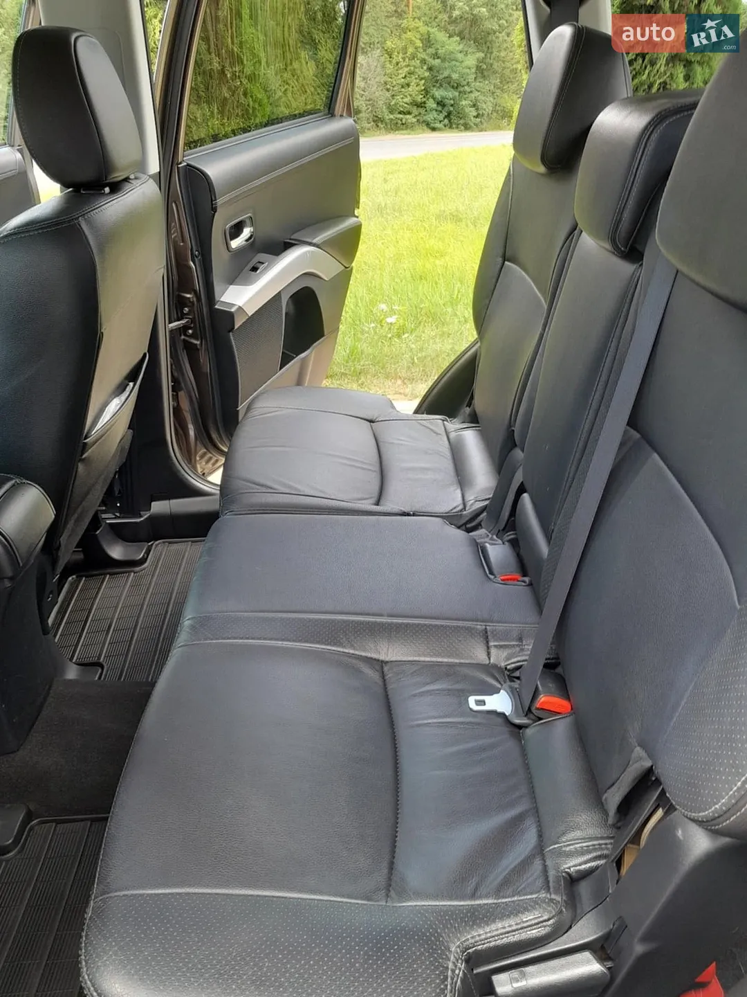 2011 Mitsubishi Outlander - мініатюра 11
