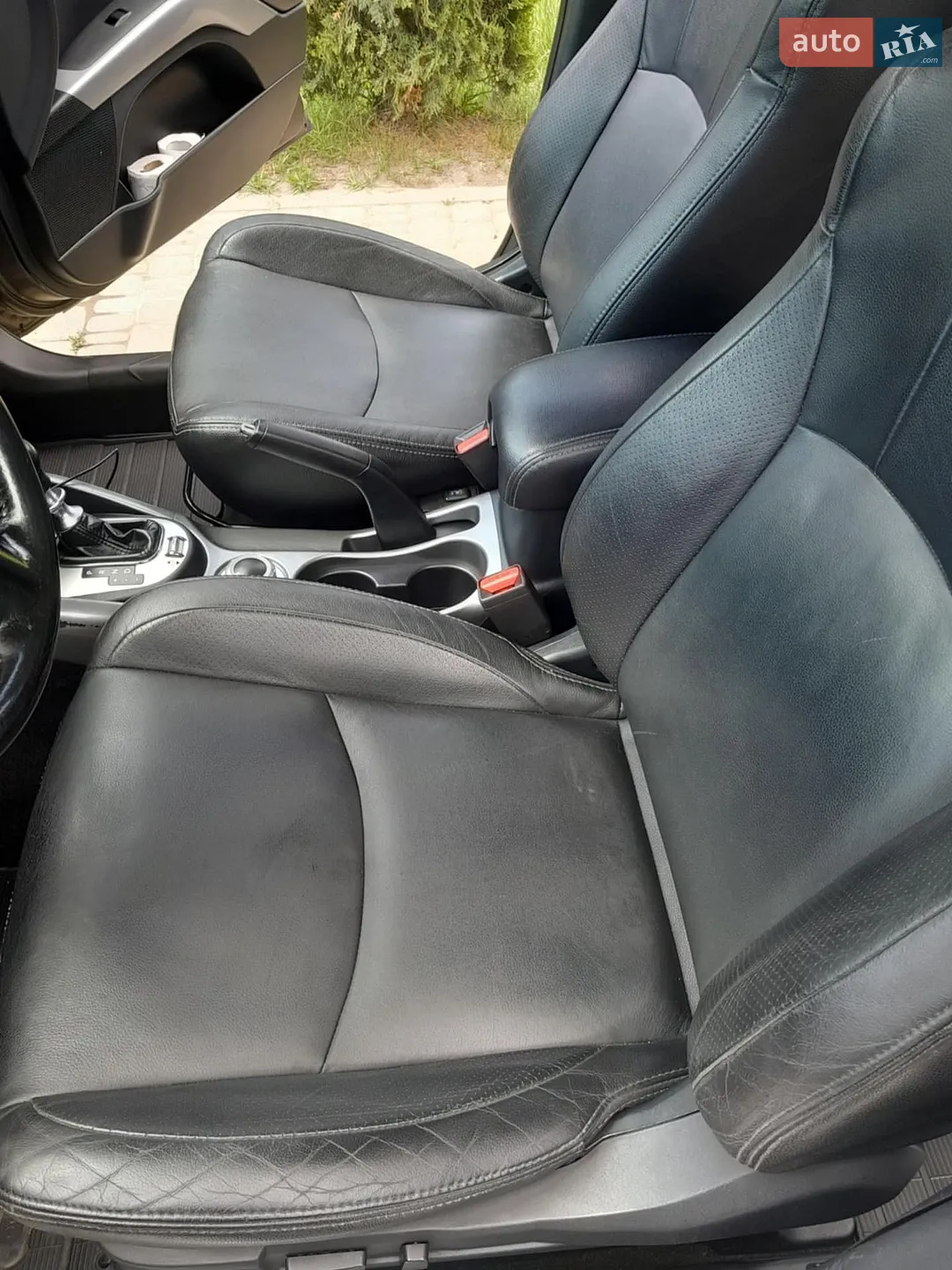 2011 Mitsubishi Outlander - мініатюра 12