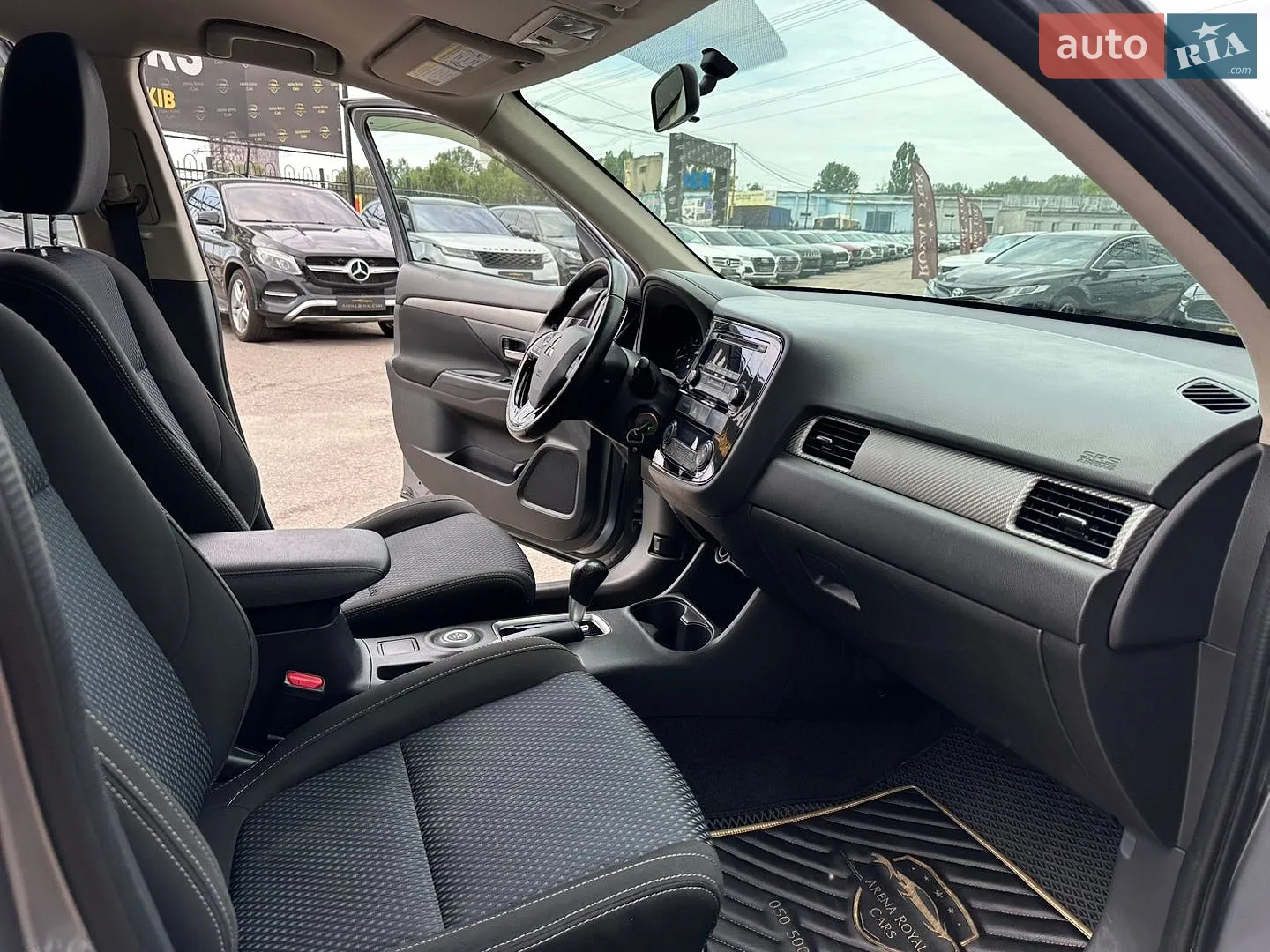 2016 Mitsubishi Outlander - мініатюра 22