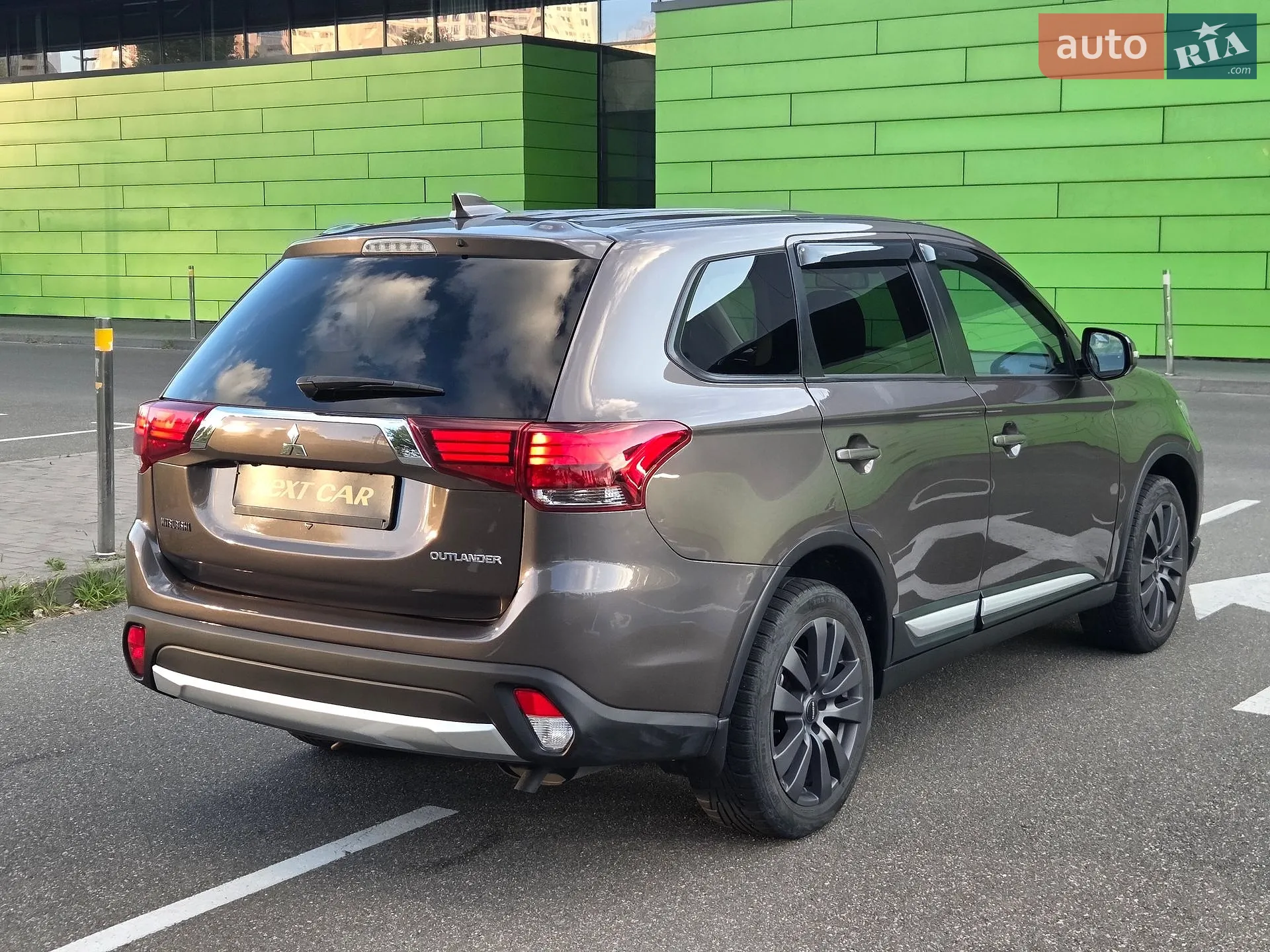 2021 Mitsubishi Outlander - мініатюра 11