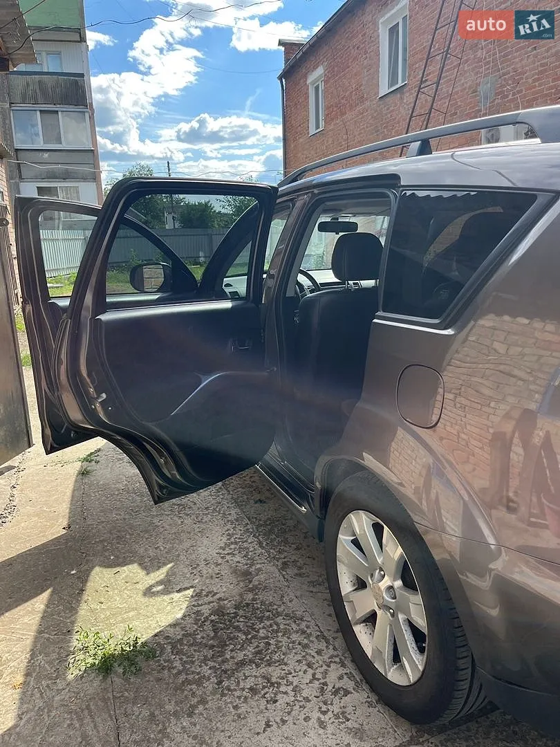 2011 Mitsubishi Outlander - мініатюра 3