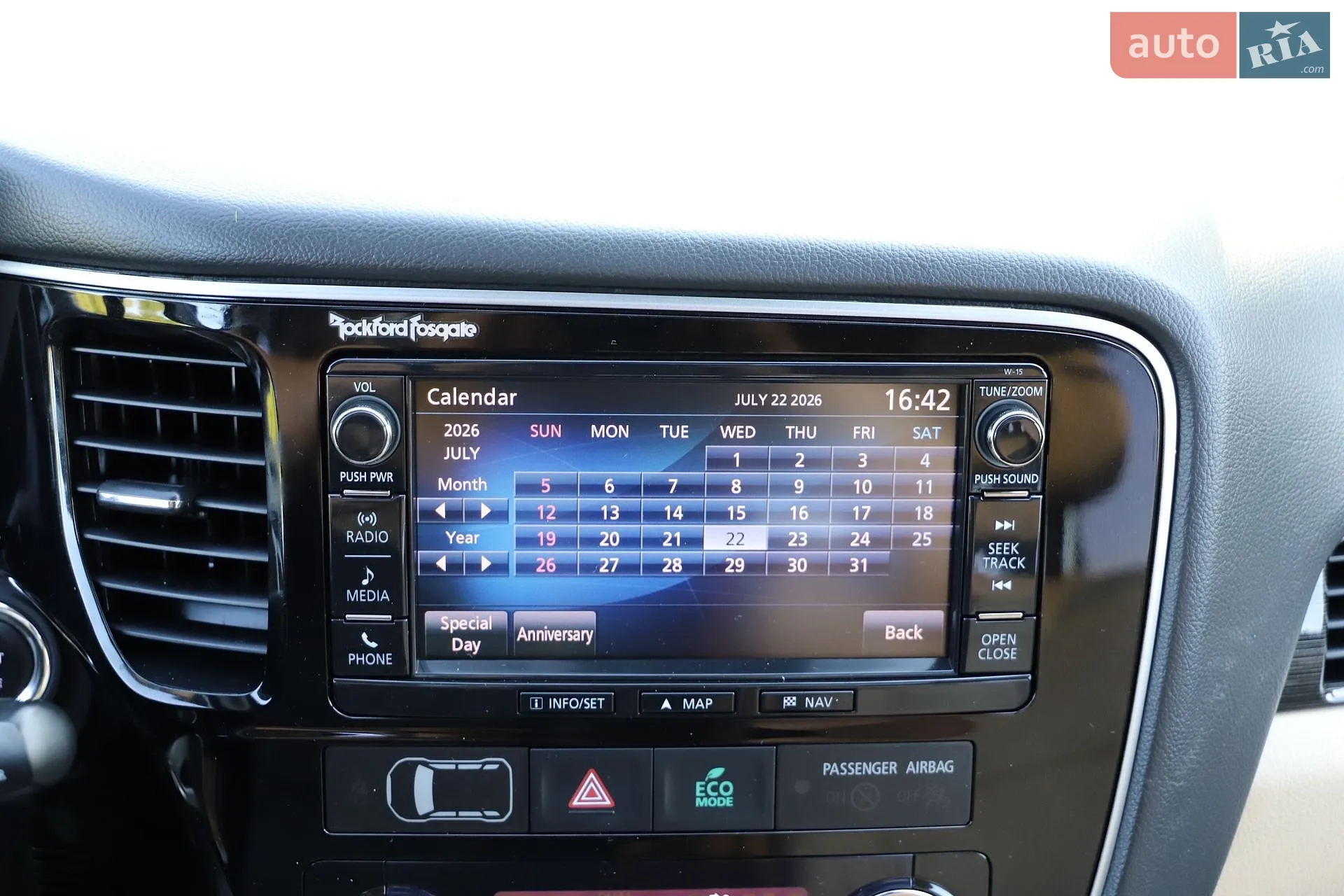 2016 Mitsubishi Outlander - мініатюра 113