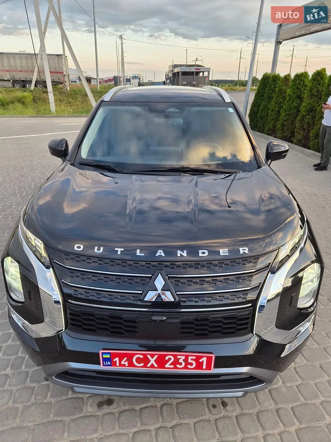 2023 Mitsubishi Outlander - мініатюра 12