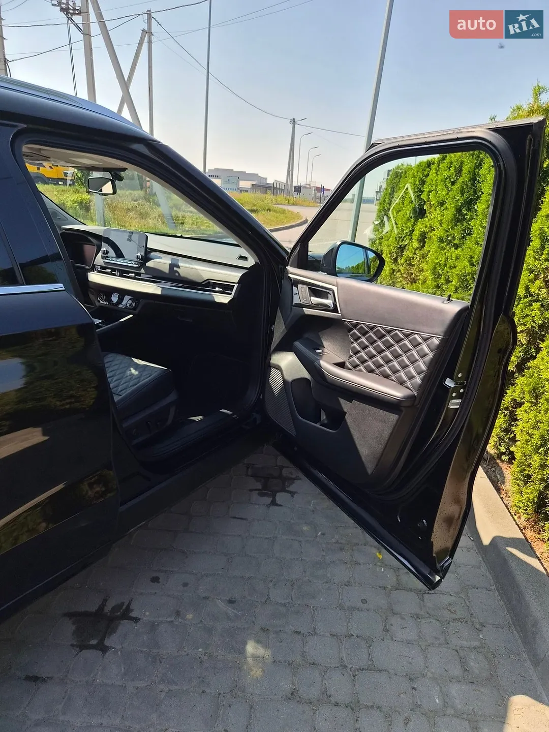 2023 Mitsubishi Outlander - мініатюра 18