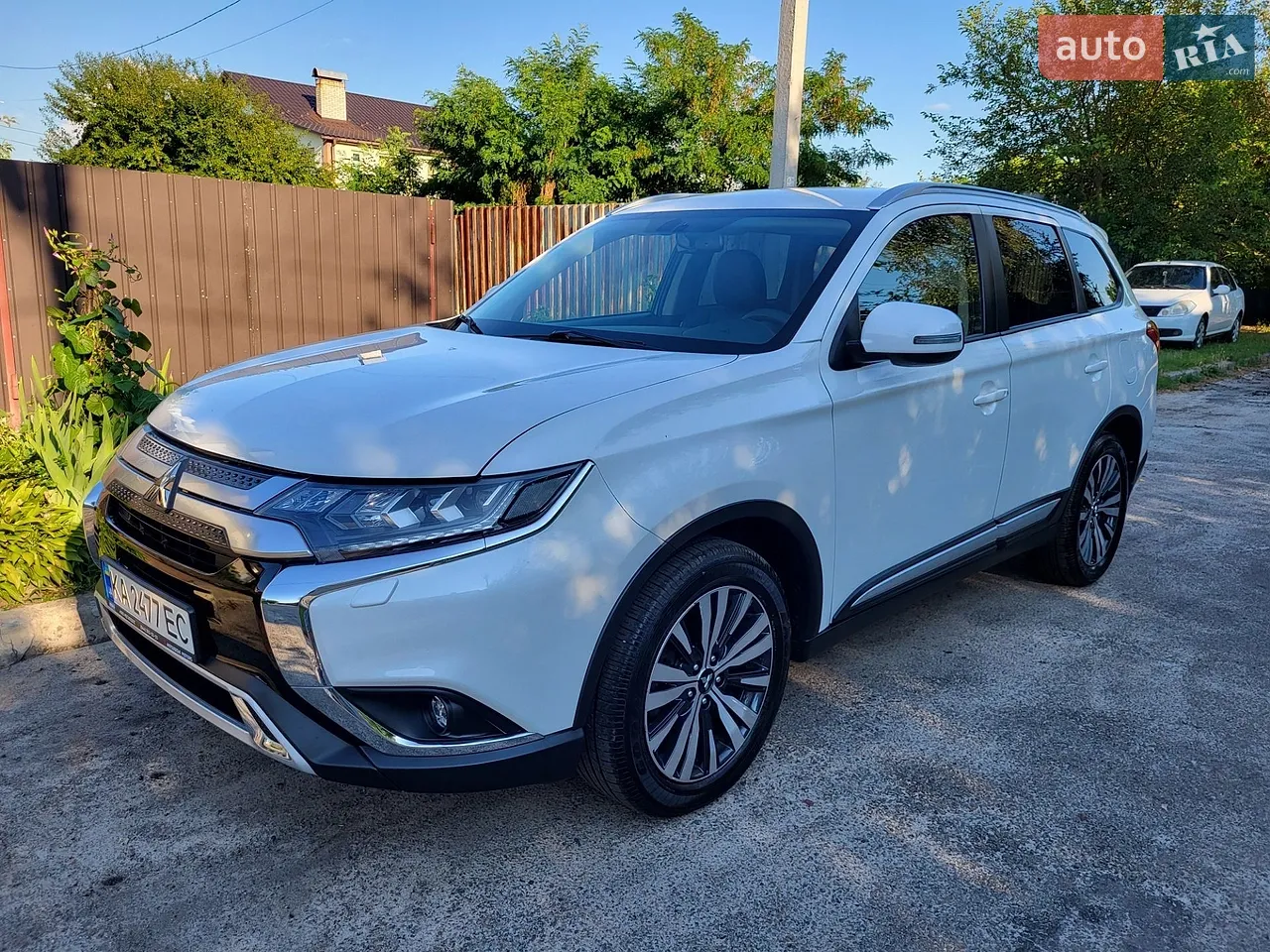 2021 Mitsubishi Outlander - мініатюра 21