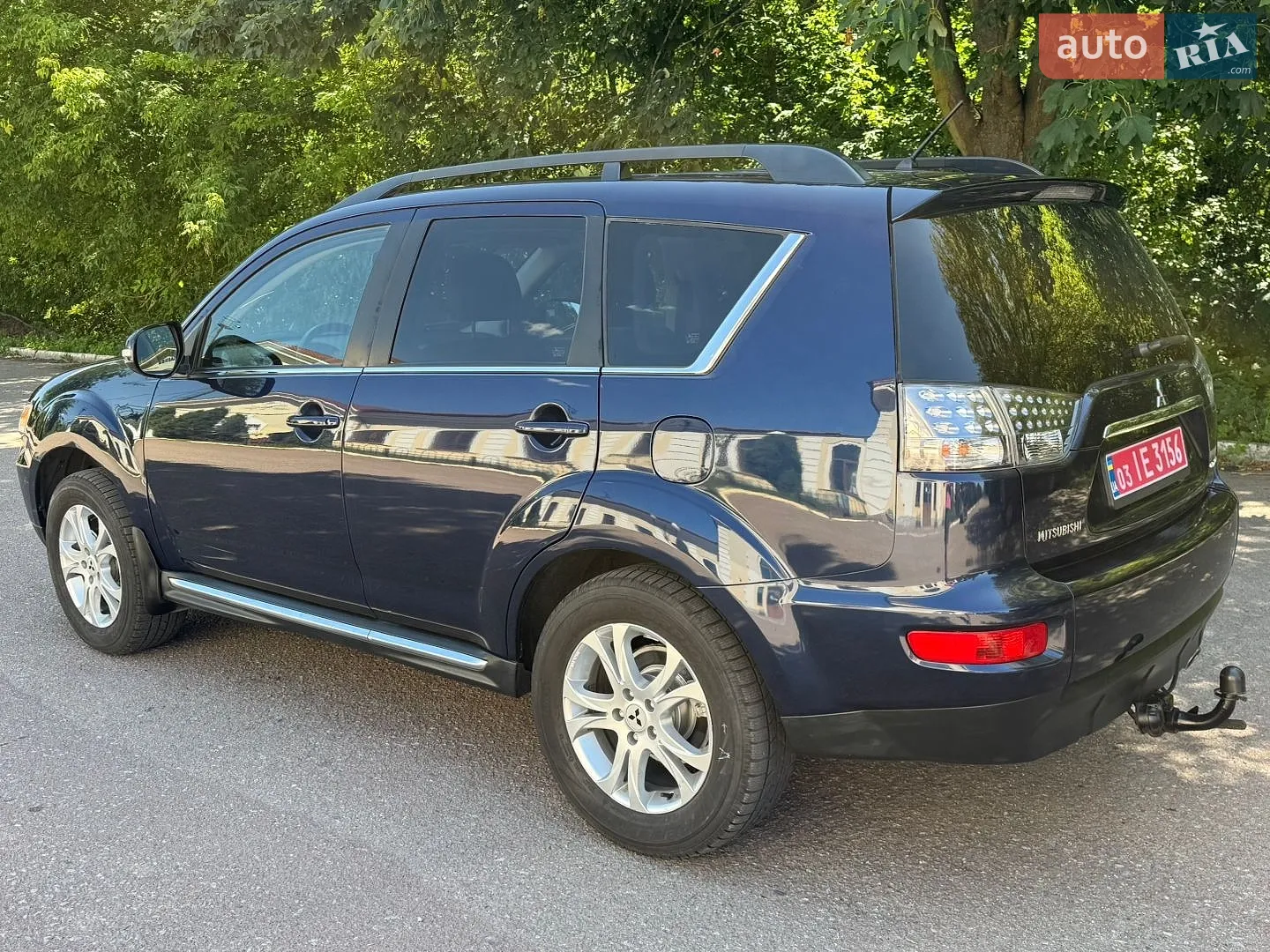 2010 Mitsubishi Outlander - мініатюра 16