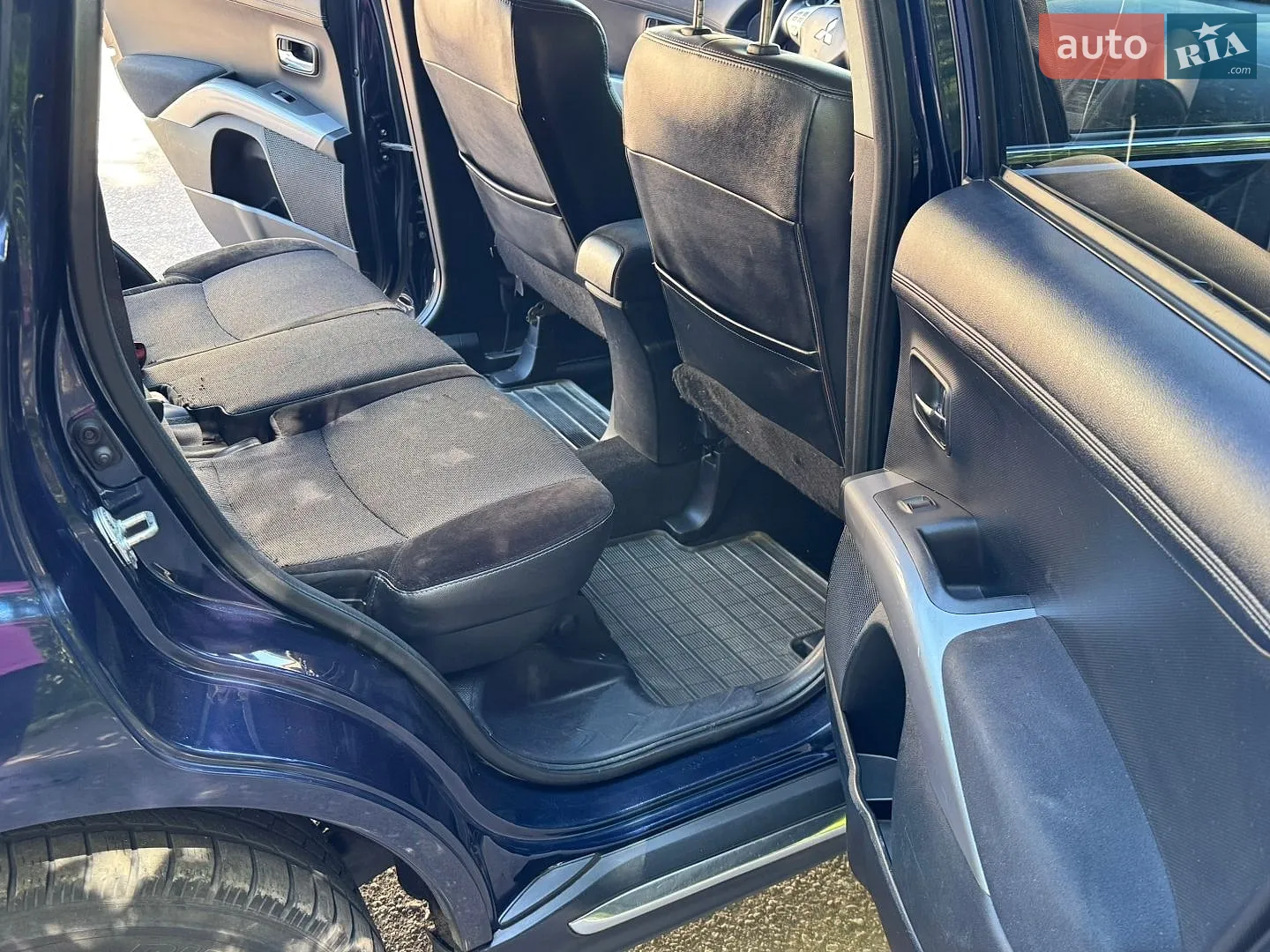 2010 Mitsubishi Outlander - мініатюра 24