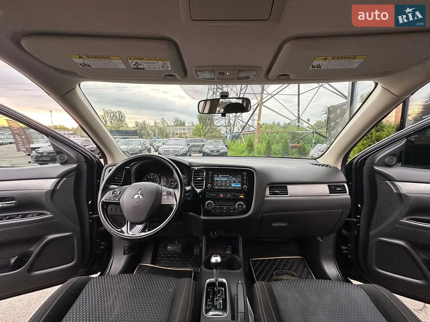 2016 Mitsubishi Outlander - мініатюра 19