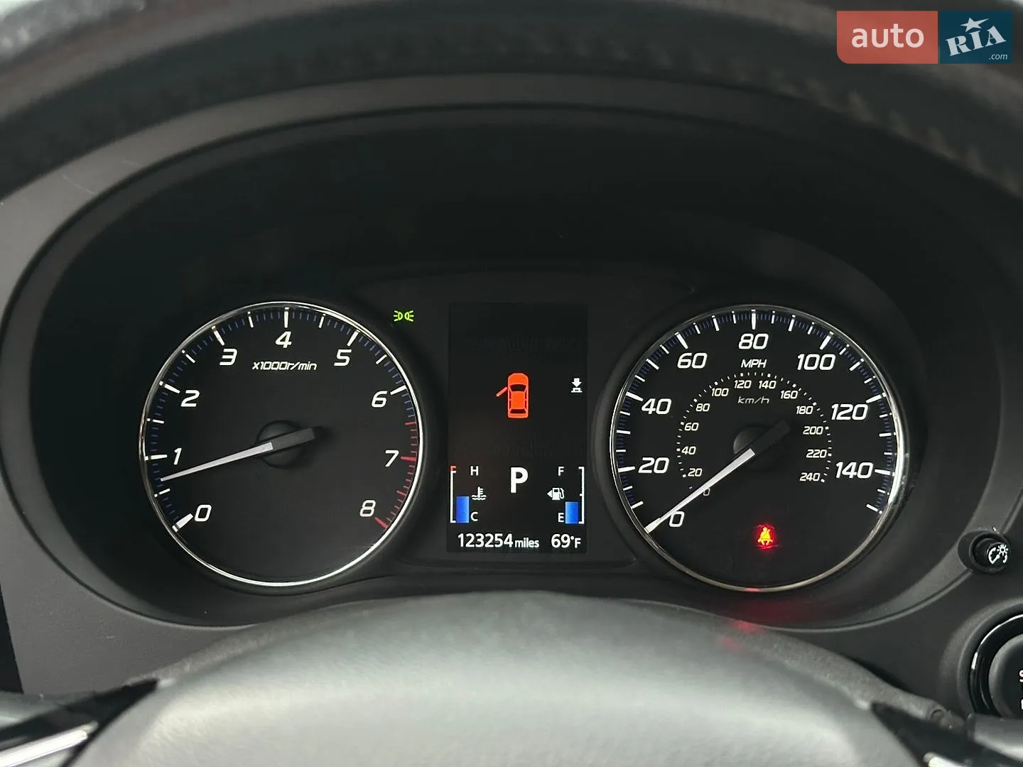 2016 Mitsubishi Outlander - мініатюра 28
